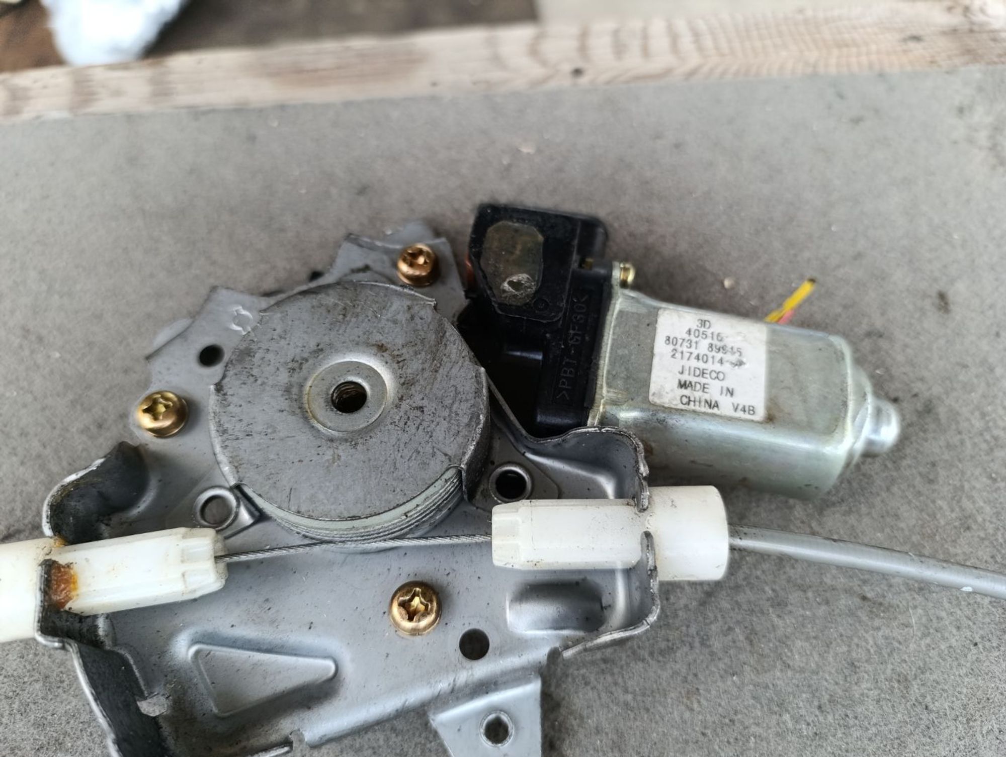 https://gcs.partsauto.market/rn-stockpro.appspot.com/thmbs/userImages/d9b05010c61782443e0b3e264cf05921/part/af985936-883f-43e2-82e6-3d7d917b85dd_1749116927655.jpg