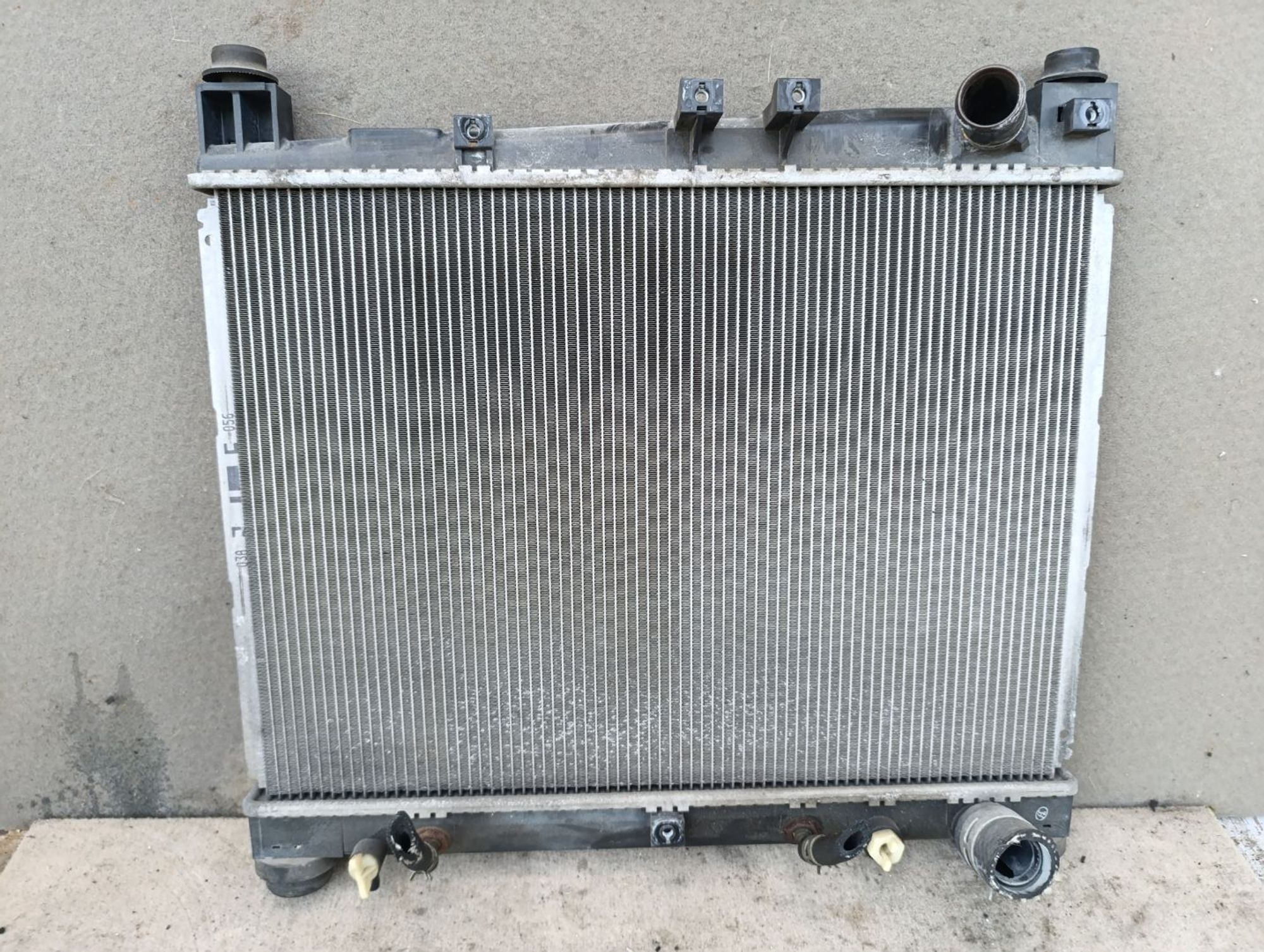 https://gcs.partsauto.market/rn-stockpro.appspot.com/thmbs/userImages/d9b05010c61782443e0b3e264cf05921/part/b0871c9f-9679-4e11-900f-066483ec0053_1748953778556.jpg