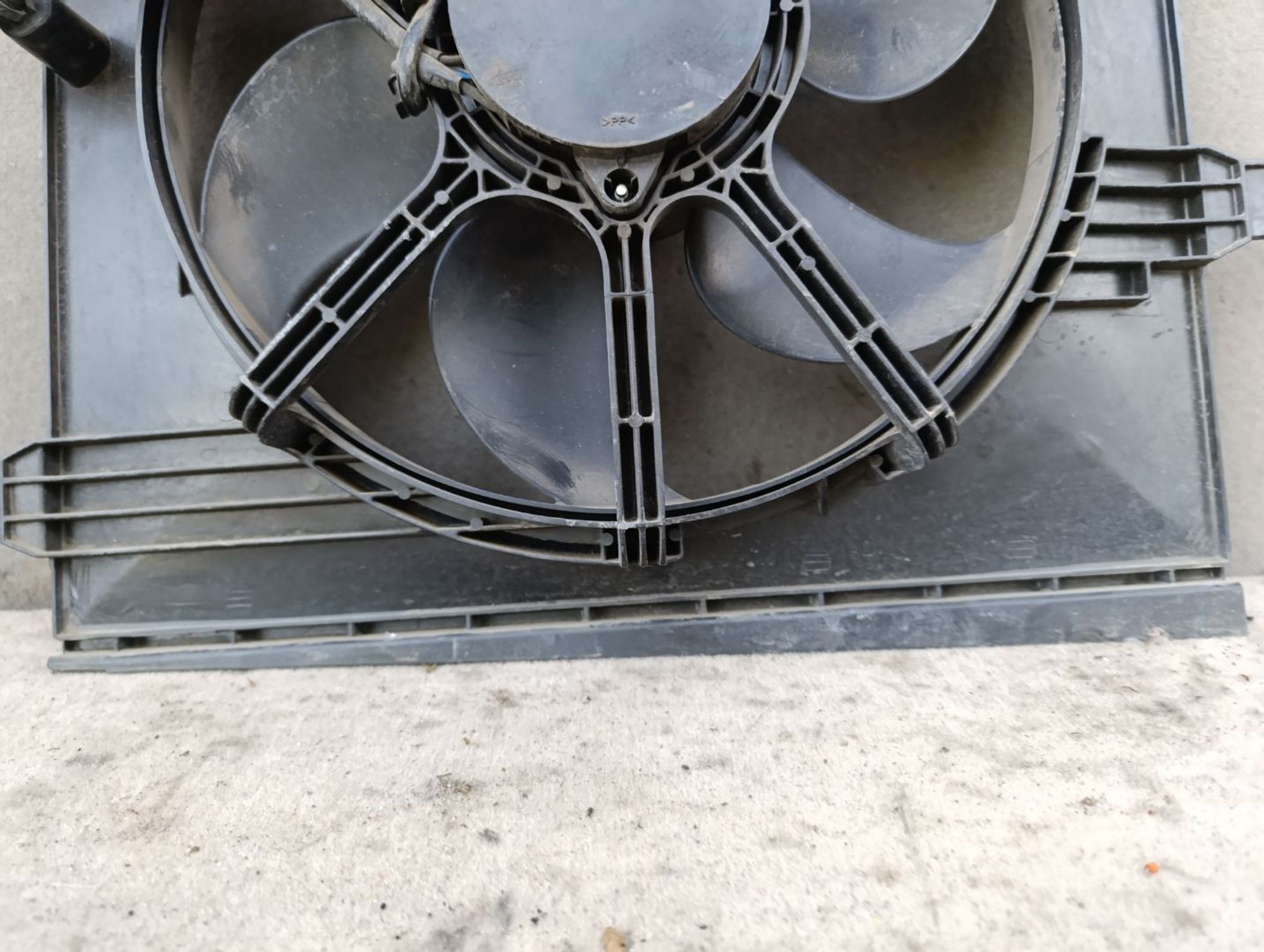 https://gcs.partsauto.market/rn-stockpro.appspot.com/thmbs/userImages/d9b05010c61782443e0b3e264cf05921/part/b472f97b-c49e-426e-900c-f74fedd43159_1748961208756.jpg