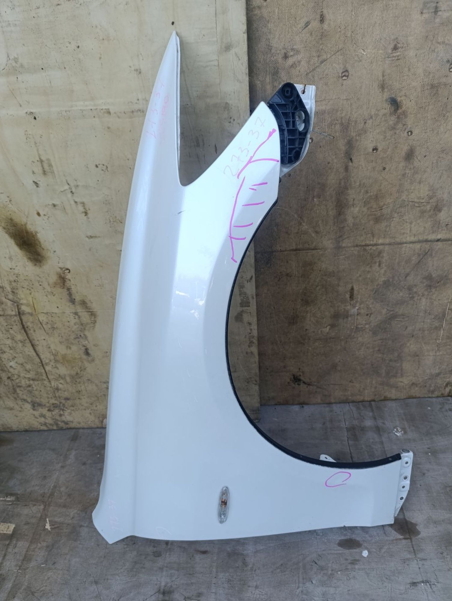 https://gcs.partsauto.market/rn-stockpro.appspot.com/thmbs/userImages/d9b05010c61782443e0b3e264cf05921/part/b62c0c02-5a3e-4db7-afd5-d0bb405e5d09_1749038957273.jpg