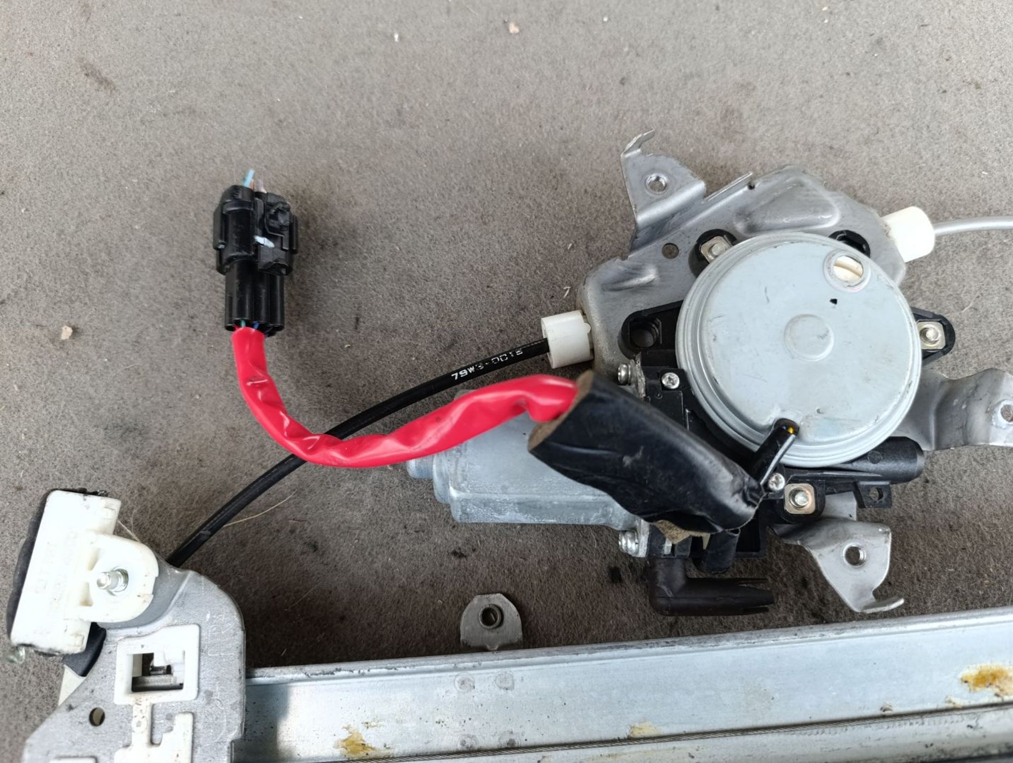 https://gcs.partsauto.market/rn-stockpro.appspot.com/thmbs/userImages/d9b05010c61782443e0b3e264cf05921/part/bd7d4703-0cd9-47cf-81ad-d9e110e22e8e_1749113670805.jpg
