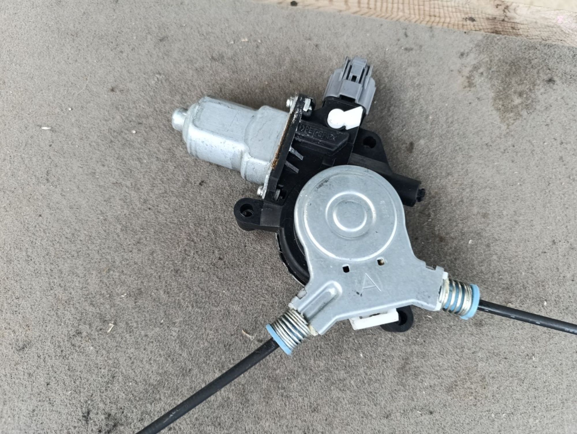 https://gcs.partsauto.market/rn-stockpro.appspot.com/thmbs/userImages/d9b05010c61782443e0b3e264cf05921/part/c0ffa574-2c67-408b-98fc-e767e2d4751d_1749108562314.jpg