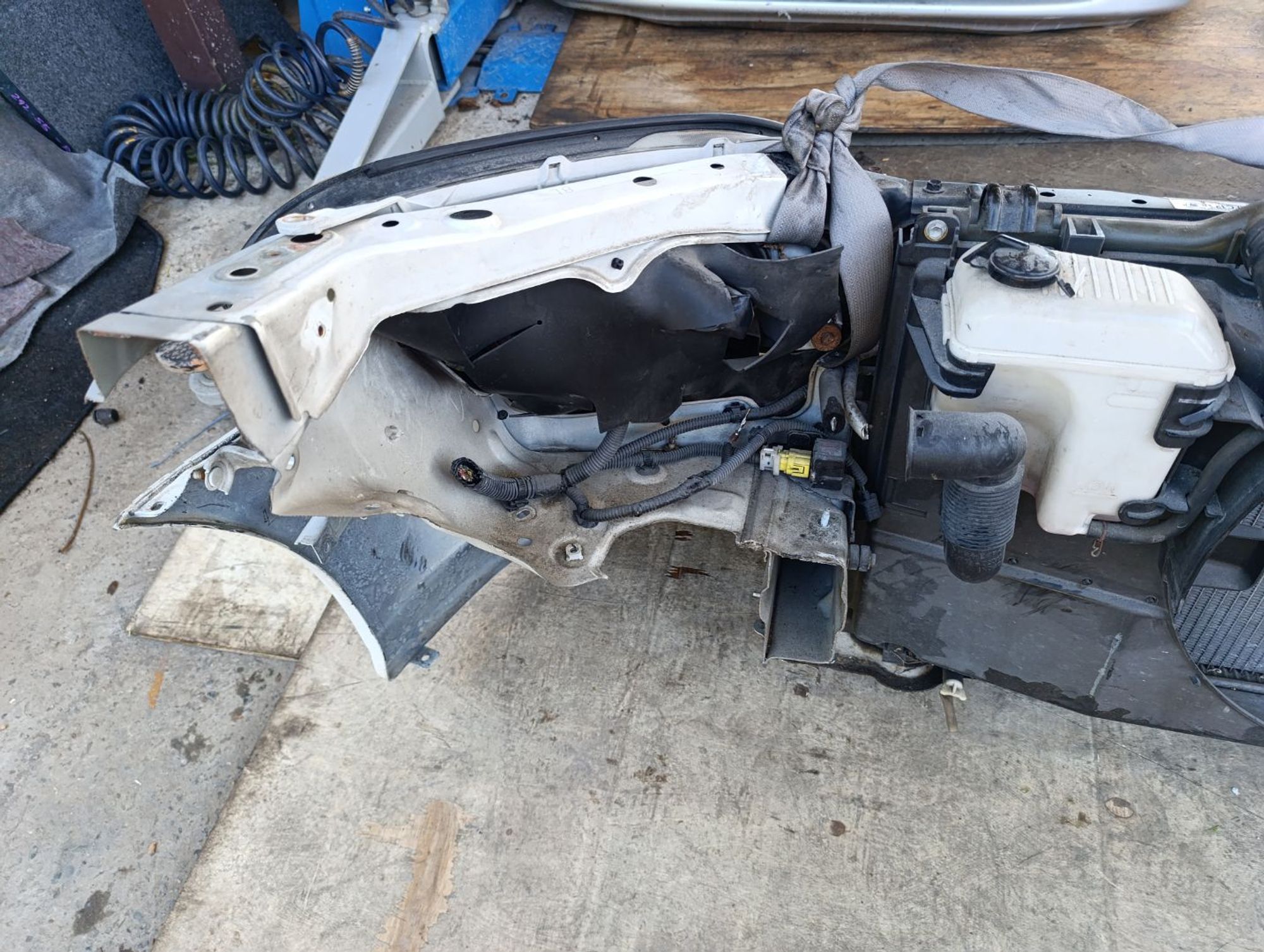 https://gcs.partsauto.market/rn-stockpro.appspot.com/thmbs/userImages/d9b05010c61782443e0b3e264cf05921/part/c342fc77-dff6-4d08-8758-177e55a3c413_1748761070972.jpg