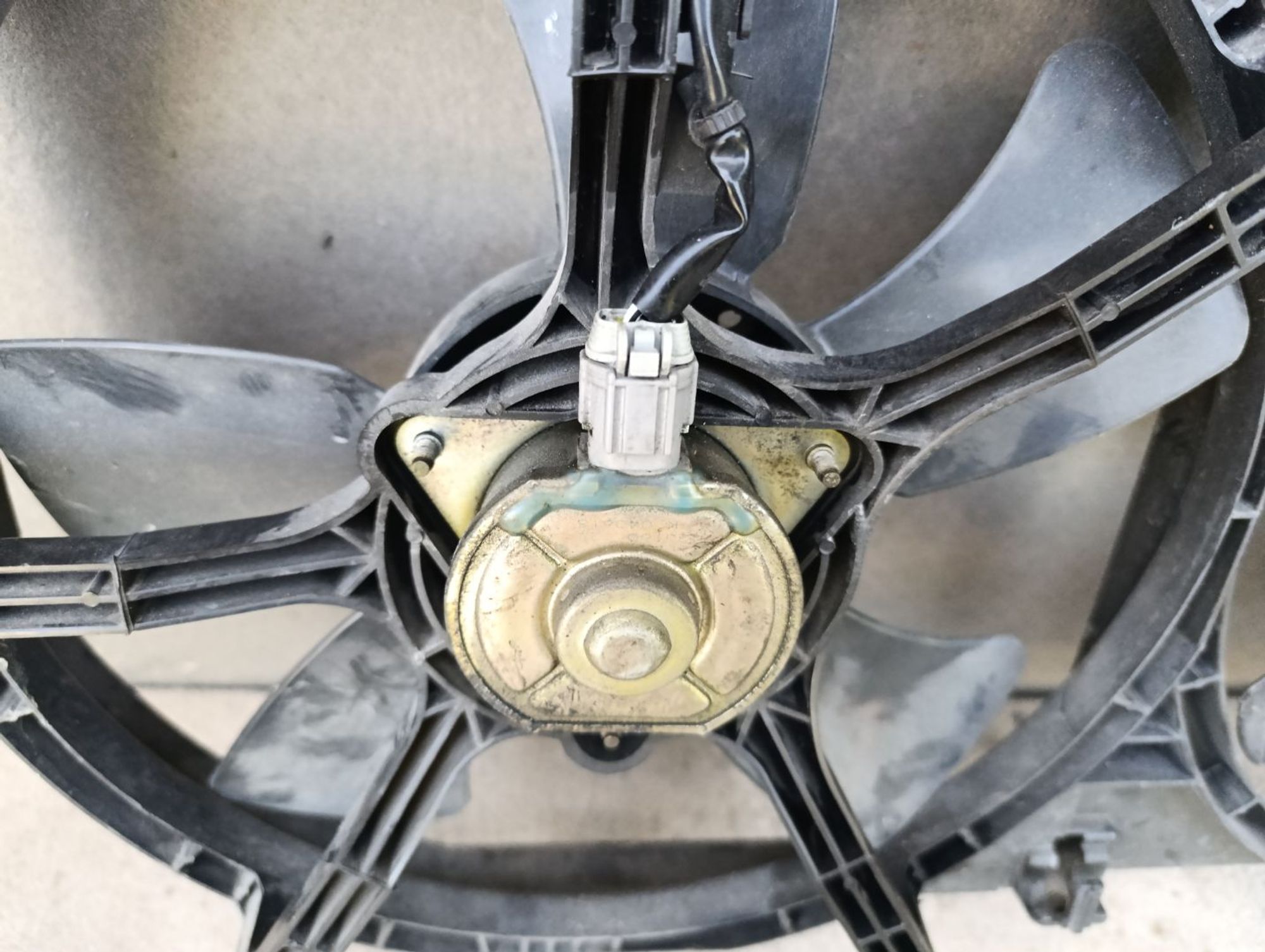 https://gcs.partsauto.market/rn-stockpro.appspot.com/thmbs/userImages/d9b05010c61782443e0b3e264cf05921/part/c3ebd42e-5375-40e8-b75d-d8e909ac932b_1748779093875.jpg