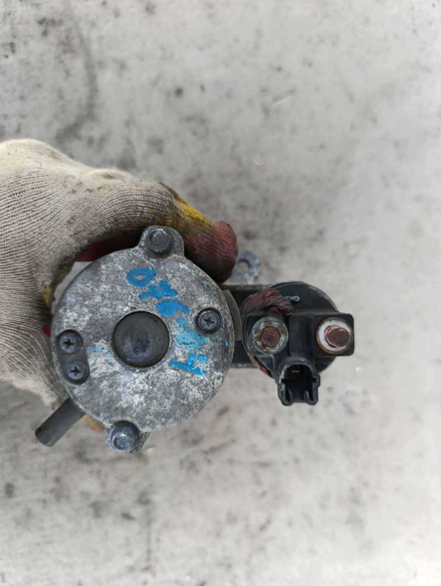 https://gcs.partsauto.market/rn-stockpro.appspot.com/thmbs/userImages/d9b05010c61782443e0b3e264cf05921/part/ca7dc480-e1a6-4119-9077-bb7d3126715c_1750324384406.jpg