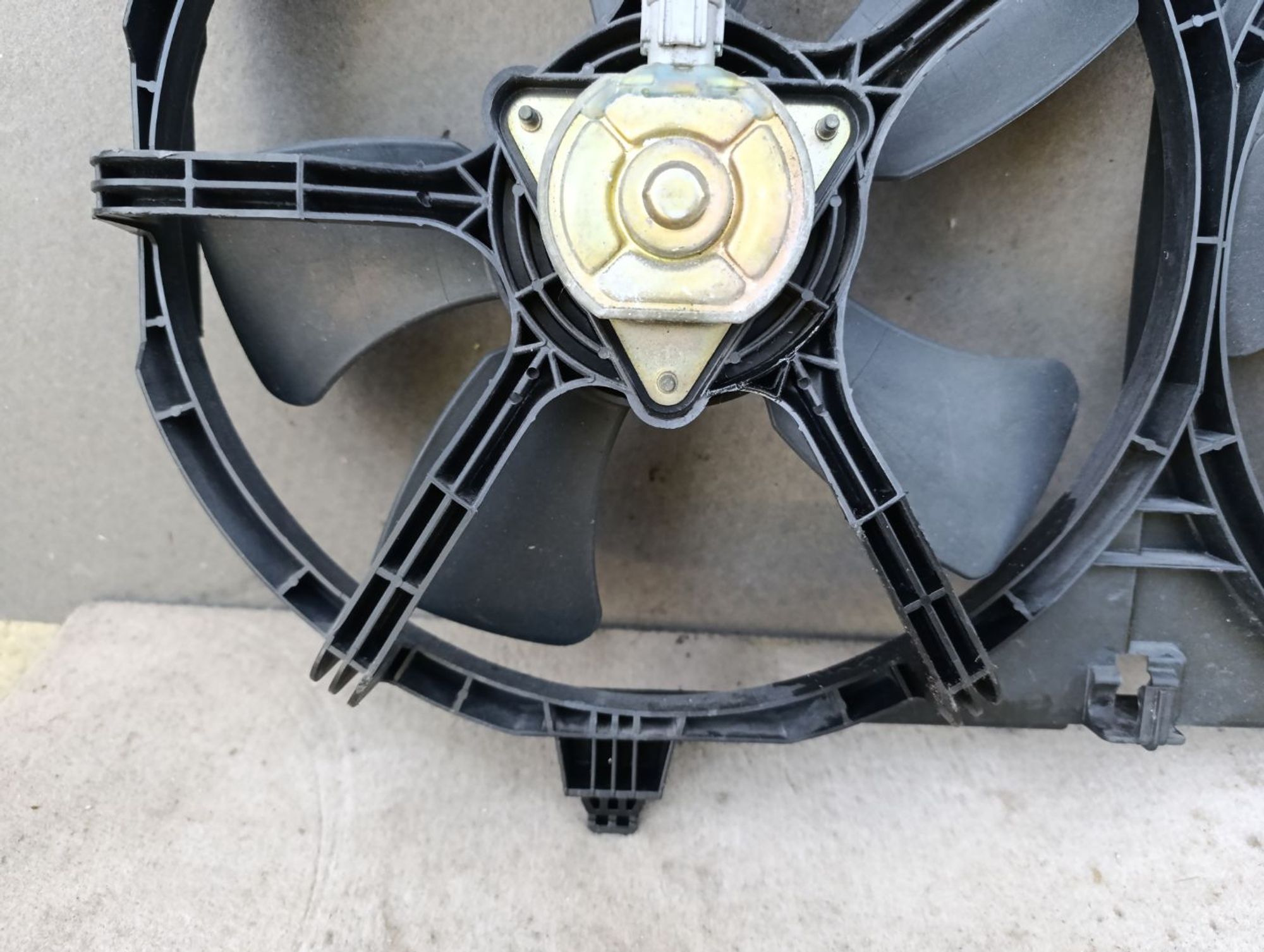 https://gcs.partsauto.market/rn-stockpro.appspot.com/thmbs/userImages/d9b05010c61782443e0b3e264cf05921/part/cd6190b7-f504-428e-9fba-e4290e83f320_1748779239525.jpg