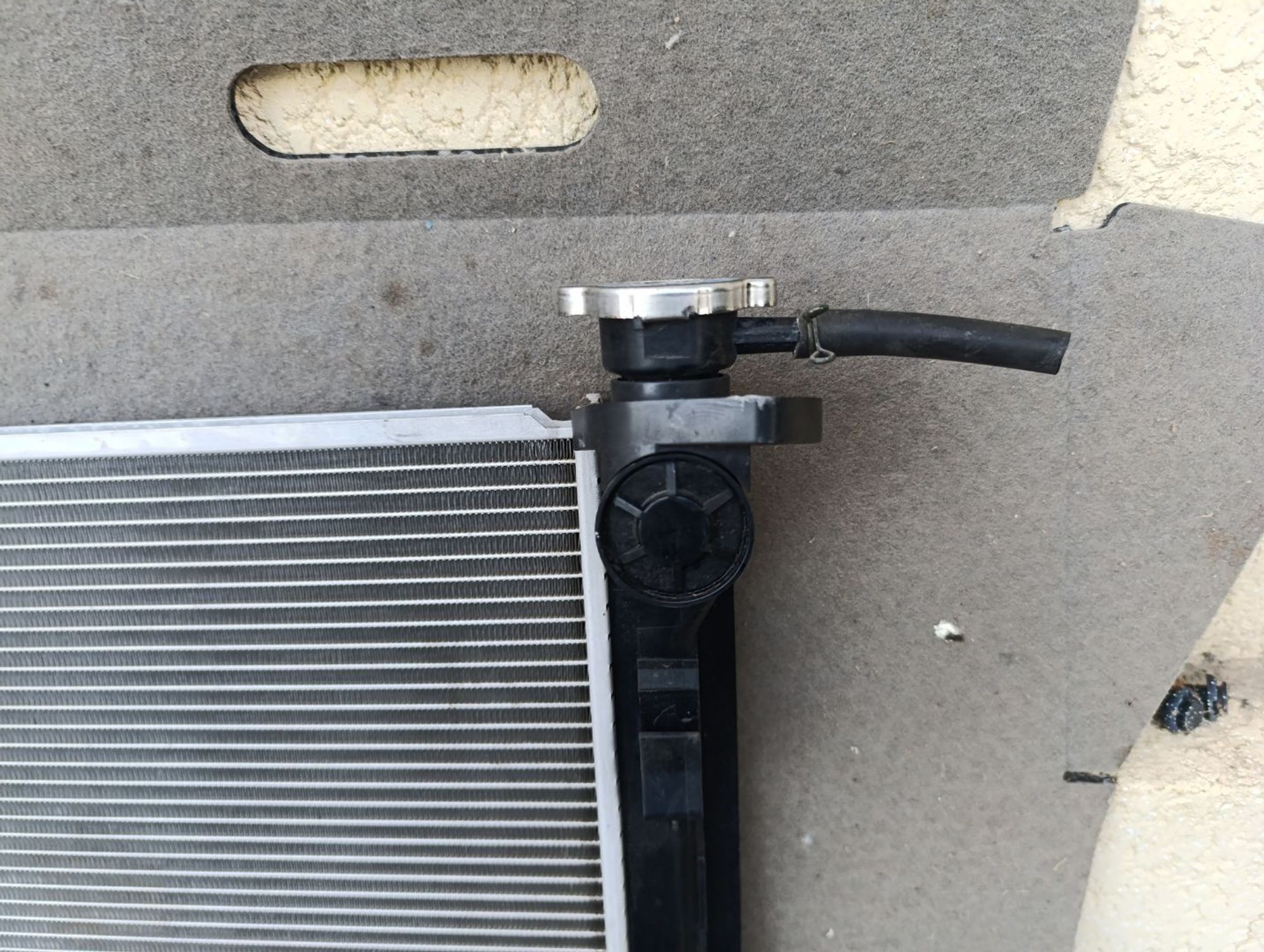https://gcs.partsauto.market/rn-stockpro.appspot.com/thmbs/userImages/d9b05010c61782443e0b3e264cf05921/part/d056f108-5419-4b3f-8ea3-f070547c043c_1748951642700.jpg