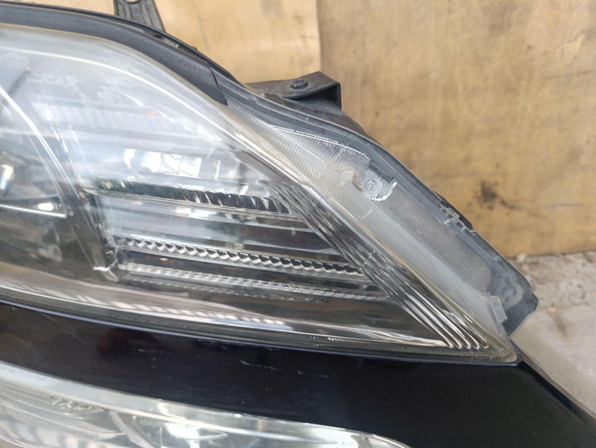 https://gcs.partsauto.market/rn-stockpro.appspot.com/thmbs/userImages/d9b05010c61782443e0b3e264cf05921/part/ebe563c7-0830-4fe0-90b9-3959d0ec13ae_1750518881703.jpg