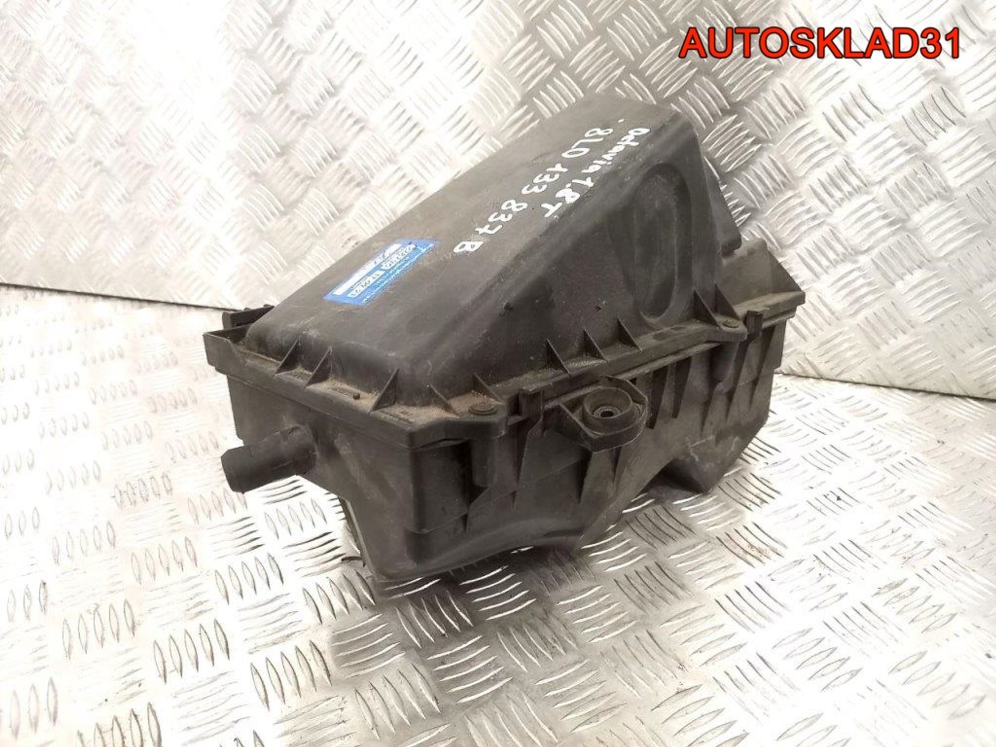 https://gcs.partsauto.market/rn-stockpro.appspot.com/thmbs/userImages/edda01b21c13eaa6671738306aa09410/part/07ca6cea-0dd7-44d3-a8dd-ce6f91e2d01f_1738162144069.jpg