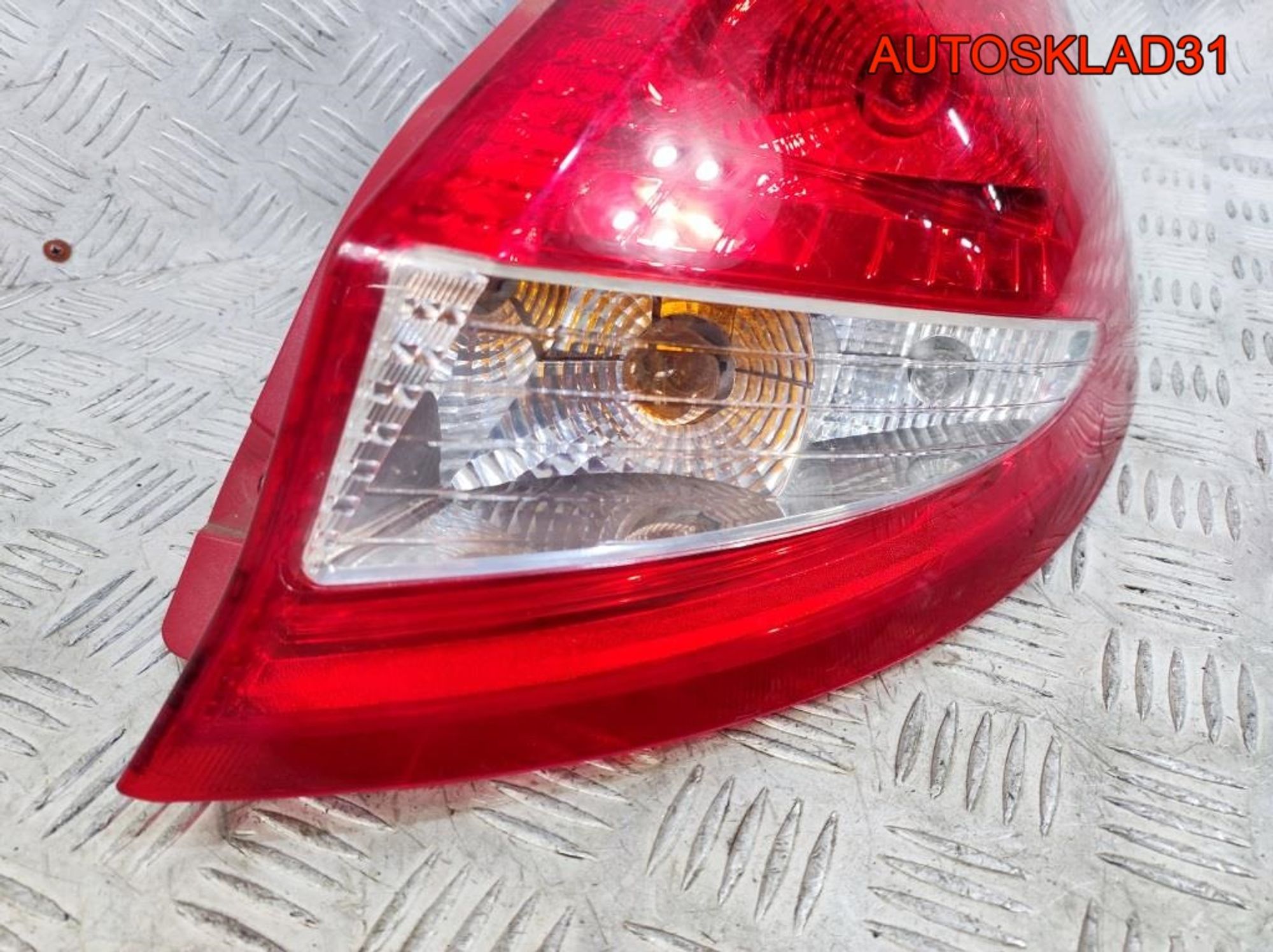 https://gcs.partsauto.market/rn-stockpro.appspot.com/thmbs/userImages/edda01b21c13eaa6671738306aa09410/part/1597cb00-32ba-4e8e-b1ea-db59b581a1bf_1708678984191.jpg