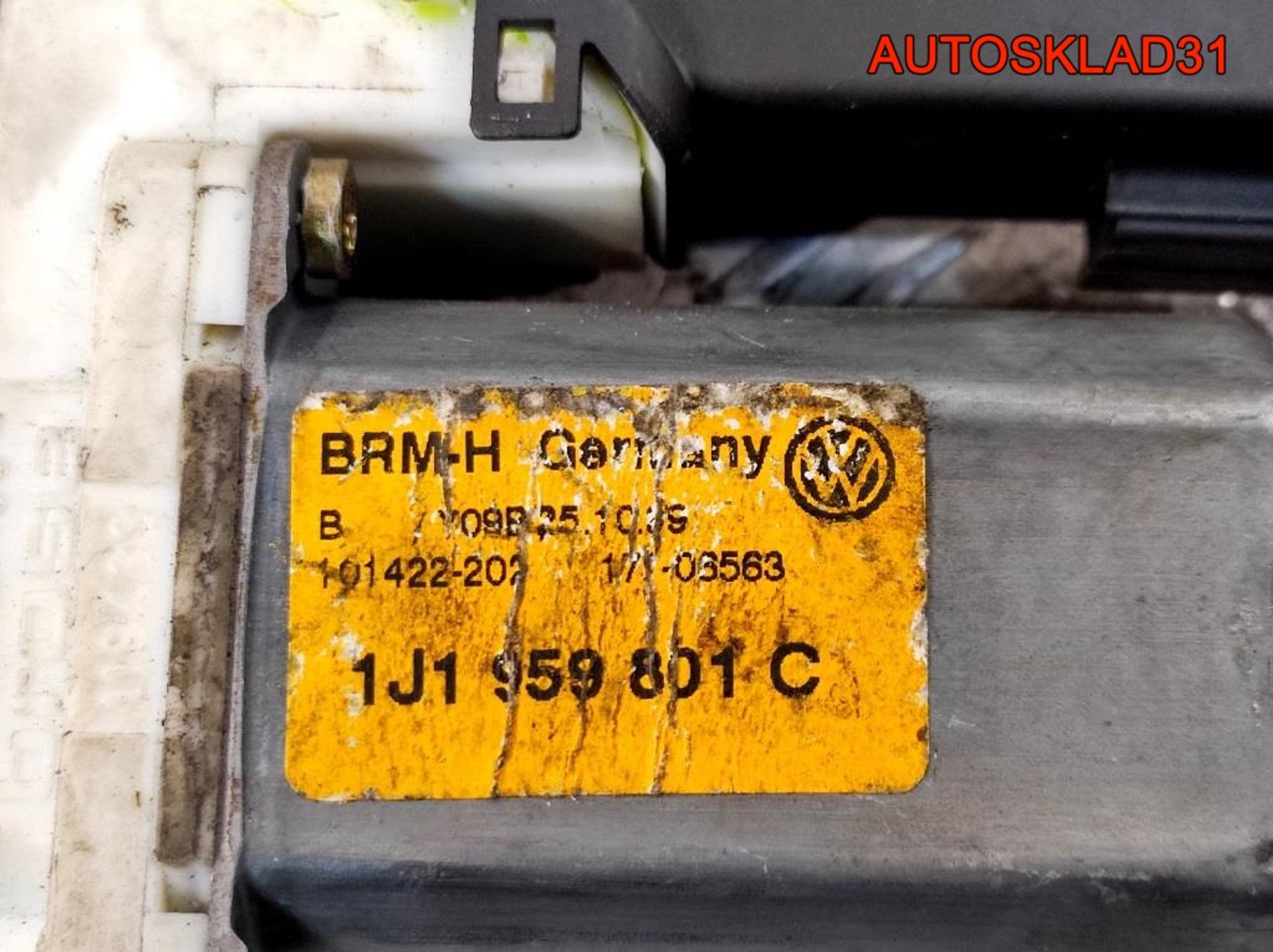 https://gcs.partsauto.market/rn-stockpro.appspot.com/thmbs/userImages/edda01b21c13eaa6671738306aa09410/part/1cb8b42e-158a-4b39-91b9-fae62daa3838_1744807845565.jpg