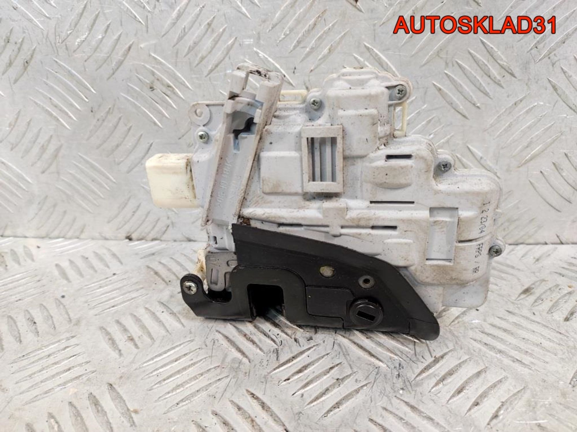 https://gcs.partsauto.market/rn-stockpro.appspot.com/thmbs/userImages/edda01b21c13eaa6671738306aa09410/part/298ad151-93ea-4274-bb13-12fb5218b151_1741777999987.jpg