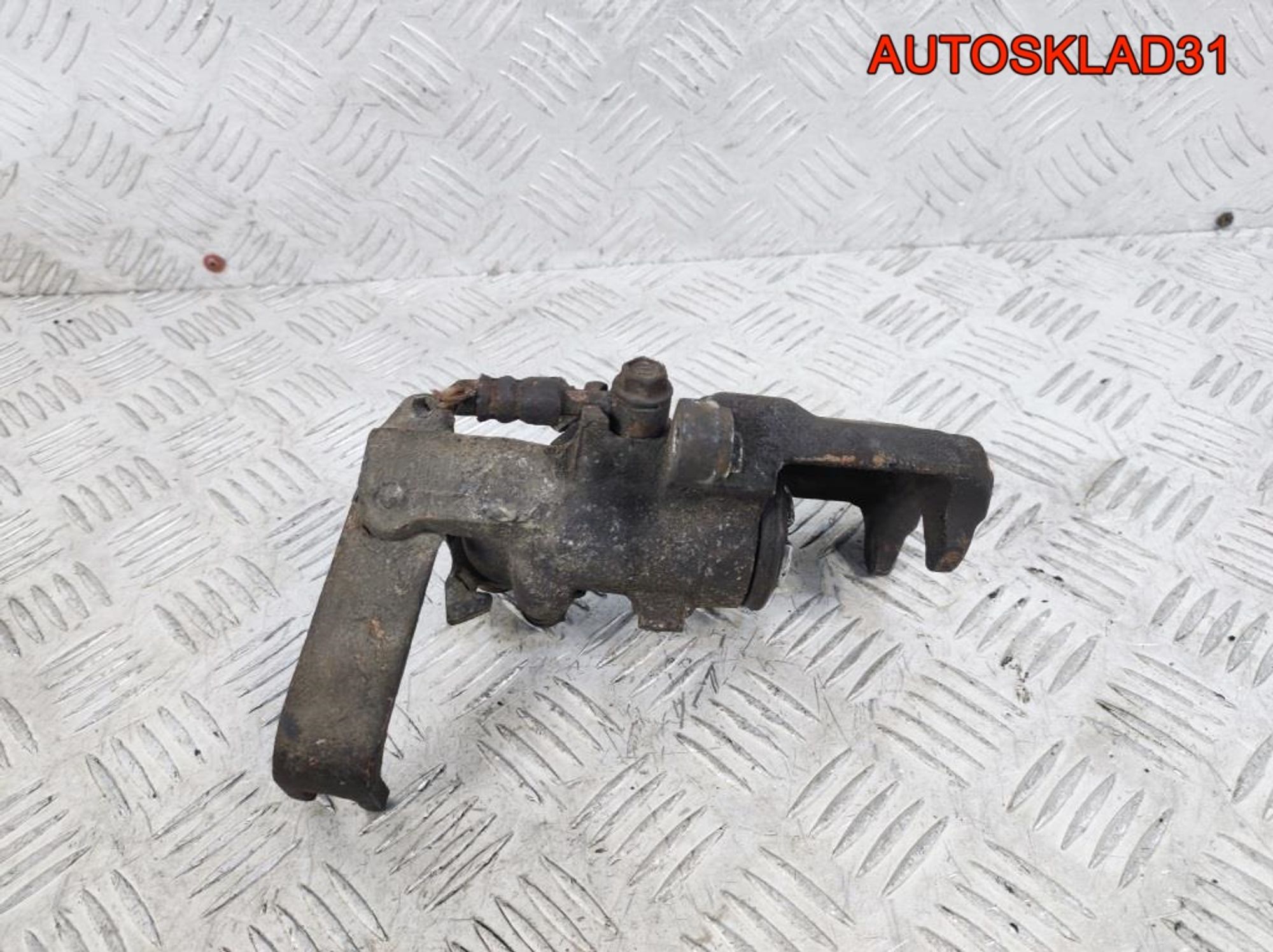 https://gcs.partsauto.market/rn-stockpro.appspot.com/thmbs/userImages/edda01b21c13eaa6671738306aa09410/part/2fba0c4f-dbd5-4ea1-b575-1850e4dd21ae_1710414669627.jpg