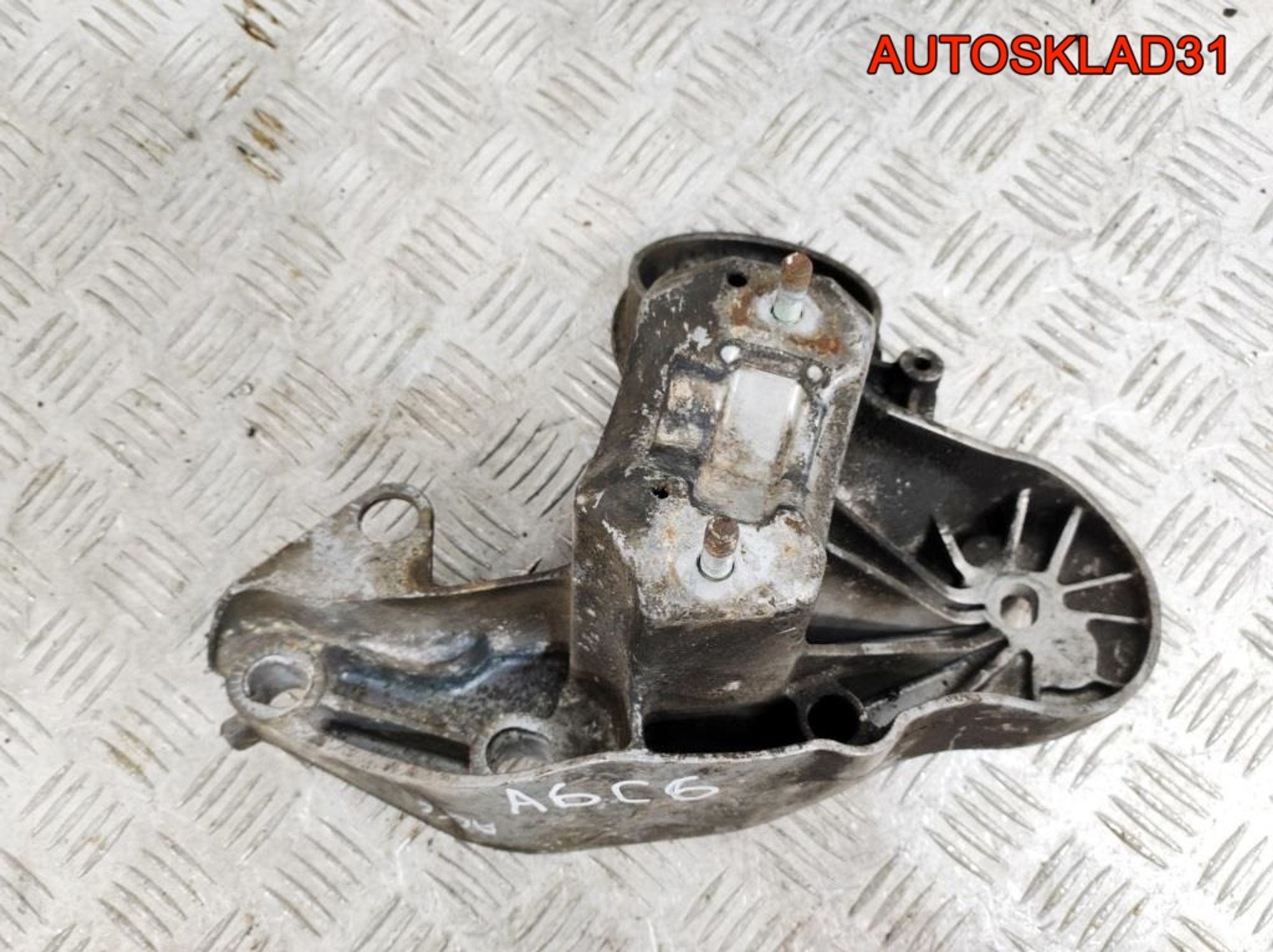 https://gcs.partsauto.market/rn-stockpro.appspot.com/thmbs/userImages/edda01b21c13eaa6671738306aa09410/part/43a71574-29bc-4db7-b667-75b61c84ad41_1744628459475.jpg