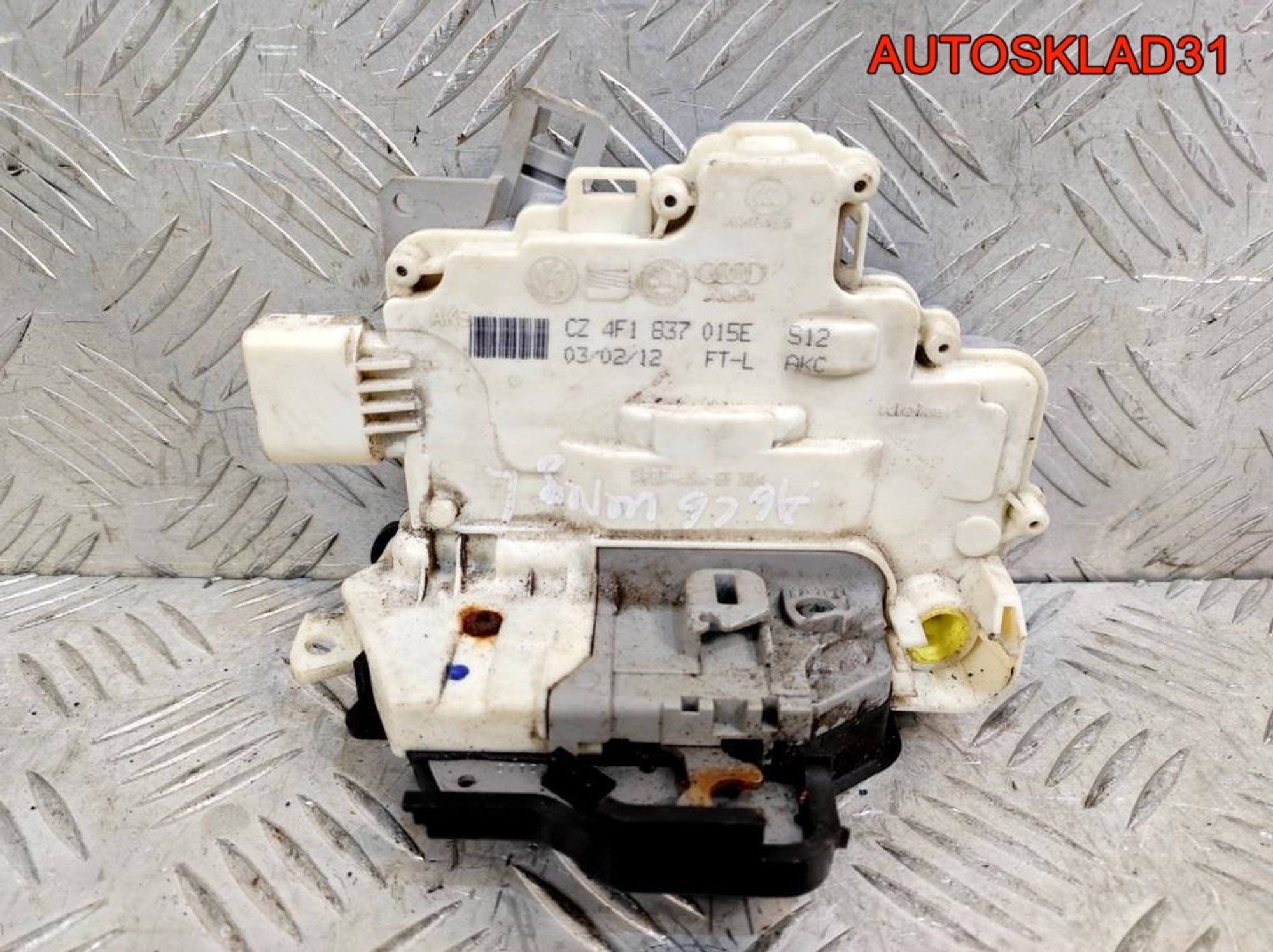 https://gcs.partsauto.market/rn-stockpro.appspot.com/thmbs/userImages/edda01b21c13eaa6671738306aa09410/part/5c15b410-5988-4508-aefa-a4ba8f5f15bd_1741774636460.jpg
