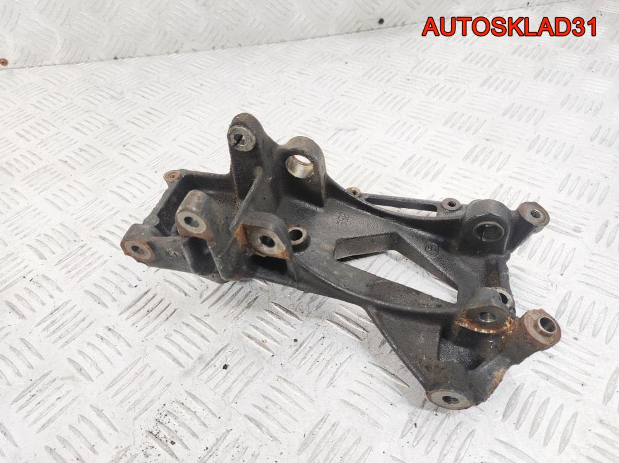 https://gcs.partsauto.market/rn-stockpro.appspot.com/thmbs/userImages/edda01b21c13eaa6671738306aa09410/part/60b40635-d93e-41a3-953b-fd39923ce8be_1736952357401.jpg