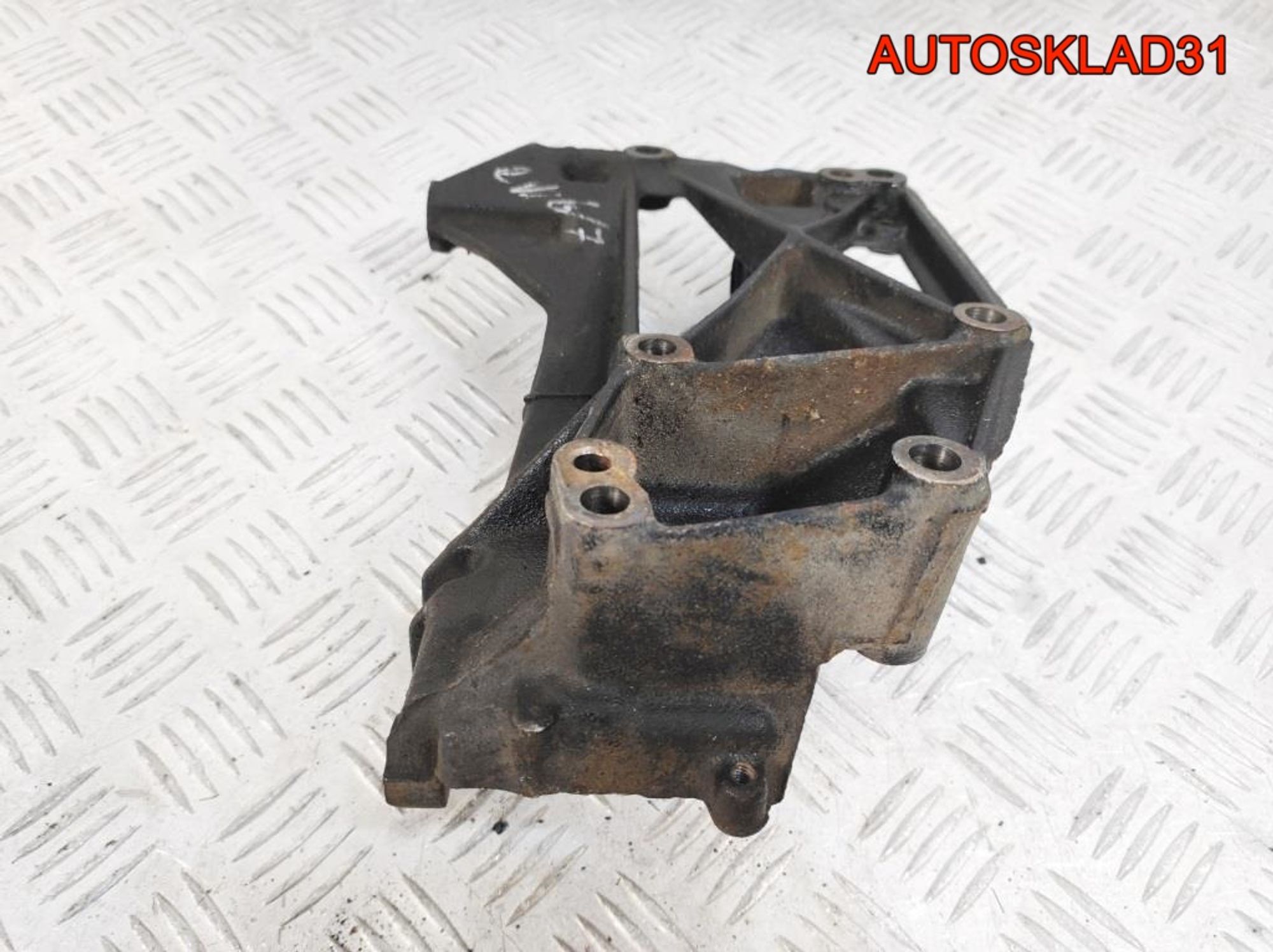 https://gcs.partsauto.market/rn-stockpro.appspot.com/thmbs/userImages/edda01b21c13eaa6671738306aa09410/part/67f4191f-2b55-4daf-8f30-41b07139415a_1736952358416.jpg