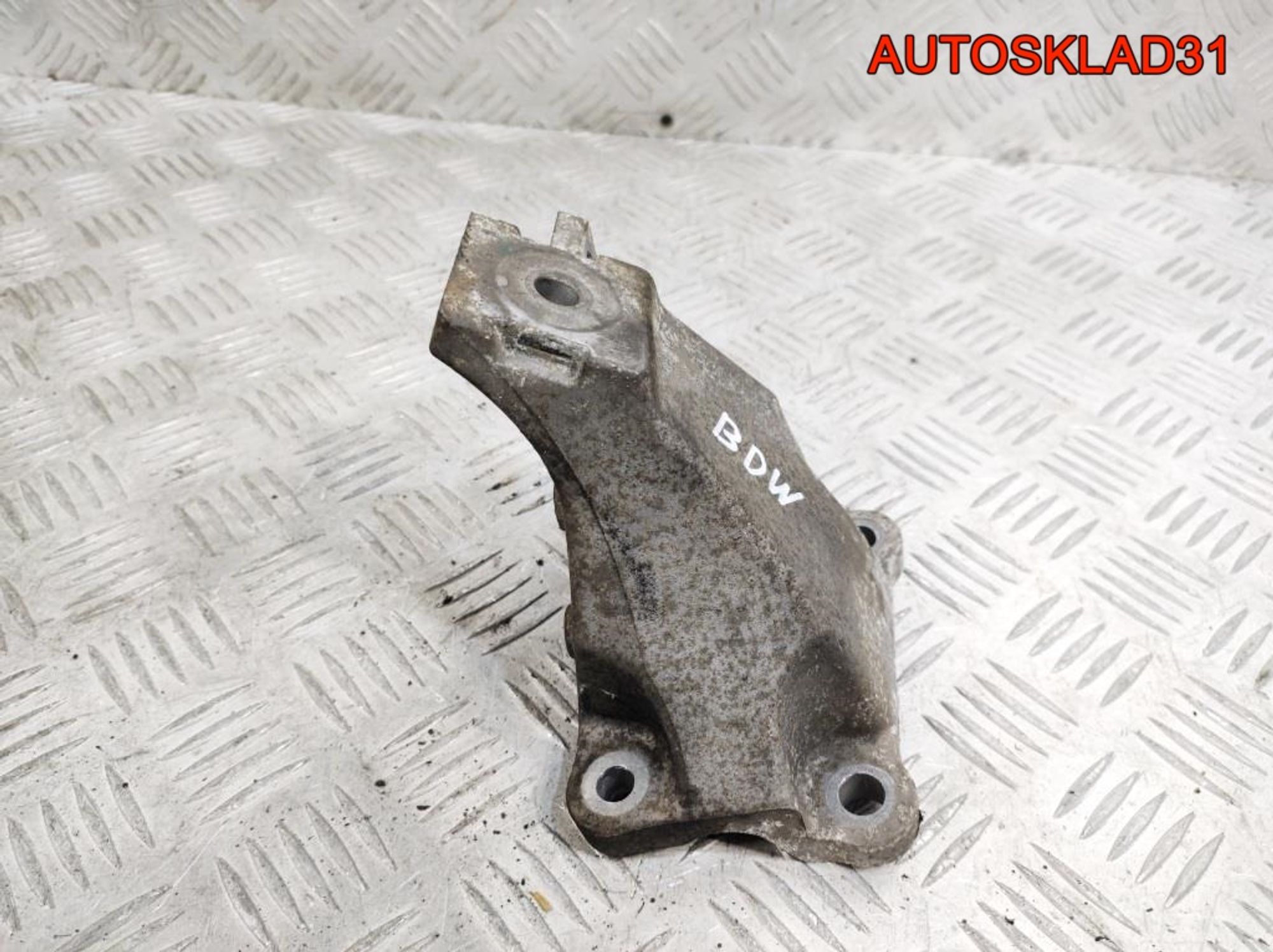 https://gcs.partsauto.market/rn-stockpro.appspot.com/thmbs/userImages/edda01b21c13eaa6671738306aa09410/part/9481efe9-89dc-4f41-8679-906350eb1917_1742906101224.jpg
