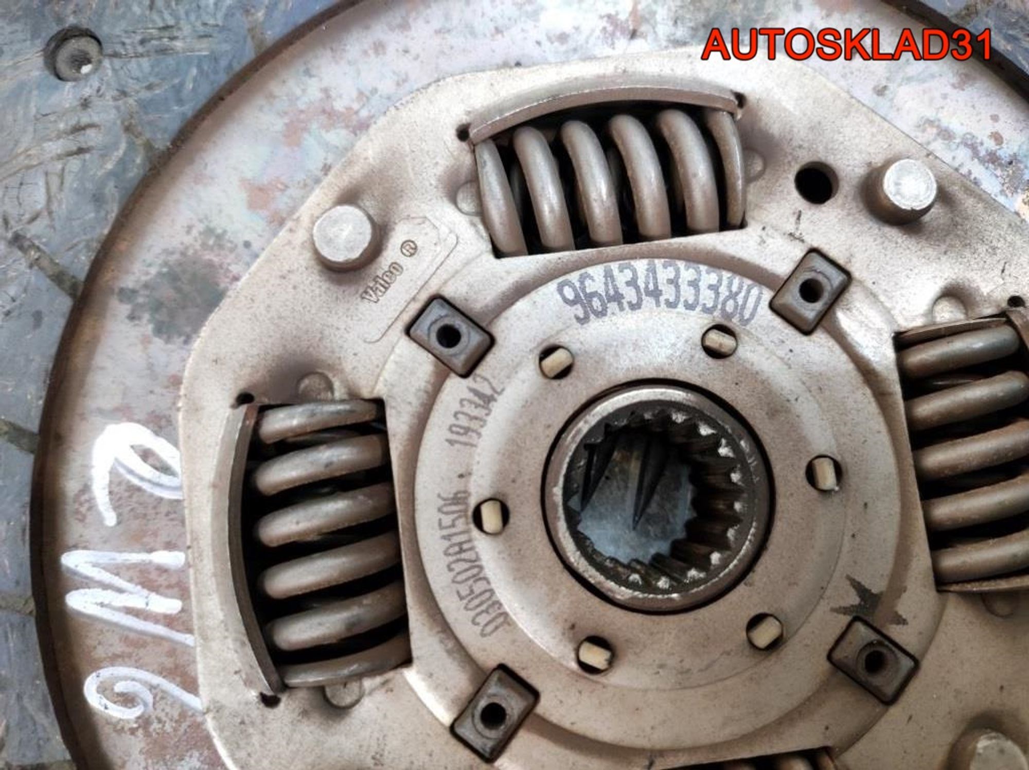 https://gcs.partsauto.market/rn-stockpro.appspot.com/thmbs/userImages/edda01b21c13eaa6671738306aa09410/part/97806e23-88b9-4809-8185-e1fb901b0272_1736864789565.jpg