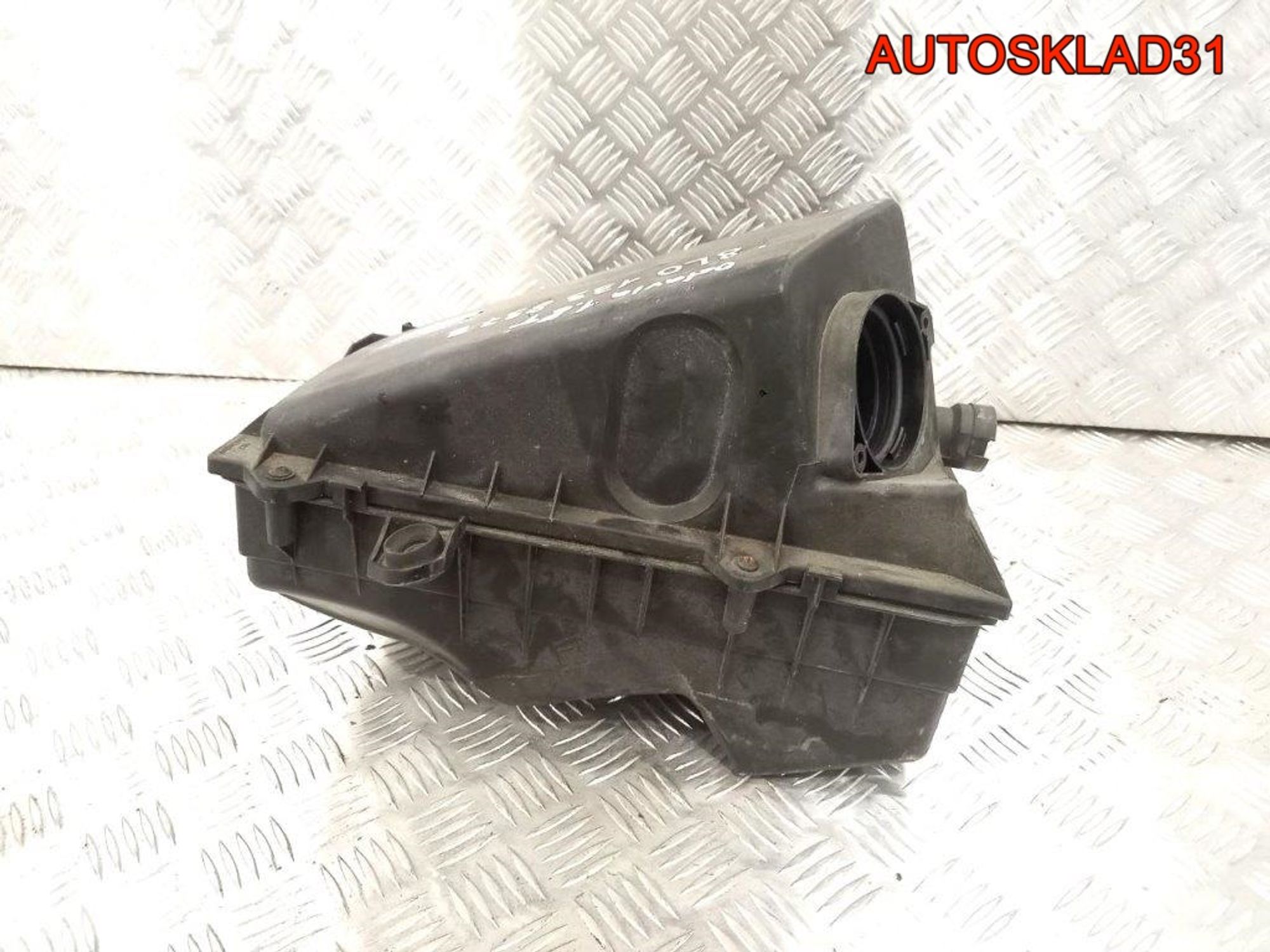 https://gcs.partsauto.market/rn-stockpro.appspot.com/thmbs/userImages/edda01b21c13eaa6671738306aa09410/part/a347a4ef-d97e-4ae5-9e28-650fa7965f1b_1738162144070.jpg