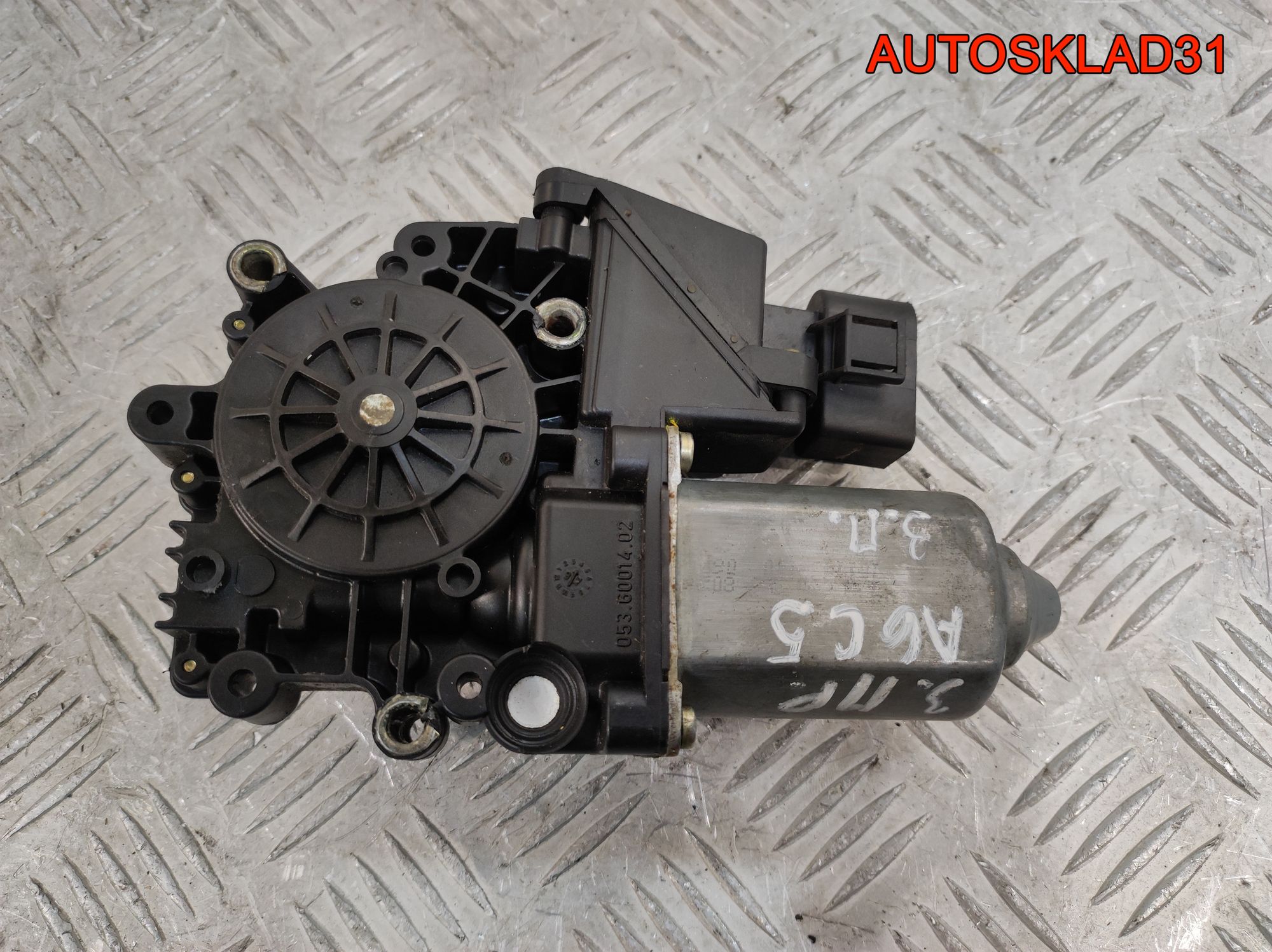 https://gcs.partsauto.market/rn-stockpro.appspot.com/thmbs/userImages/edda01b21c13eaa6671738306aa09410/part/ceaf9142-2310-46cd-bc99-7777ba4416cc_1742989163710.jpg