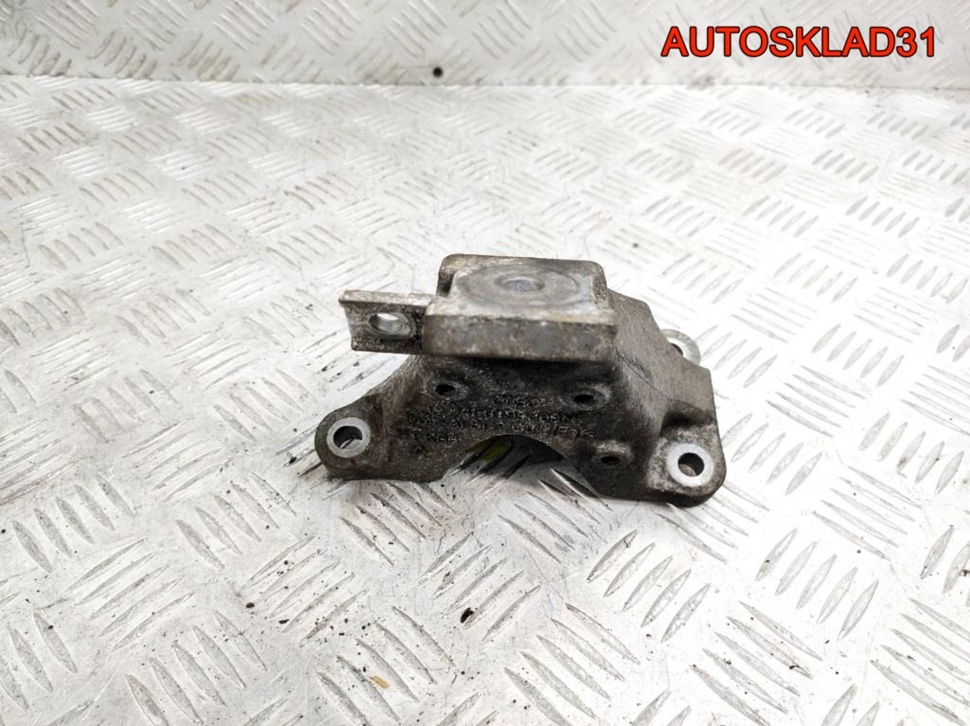 https://gcs.partsauto.market/rn-stockpro.appspot.com/thmbs/userImages/edda01b21c13eaa6671738306aa09410/part/d05ecbc9-d749-44c8-8c71-2cfc1fc259f7_1742906101321.jpg