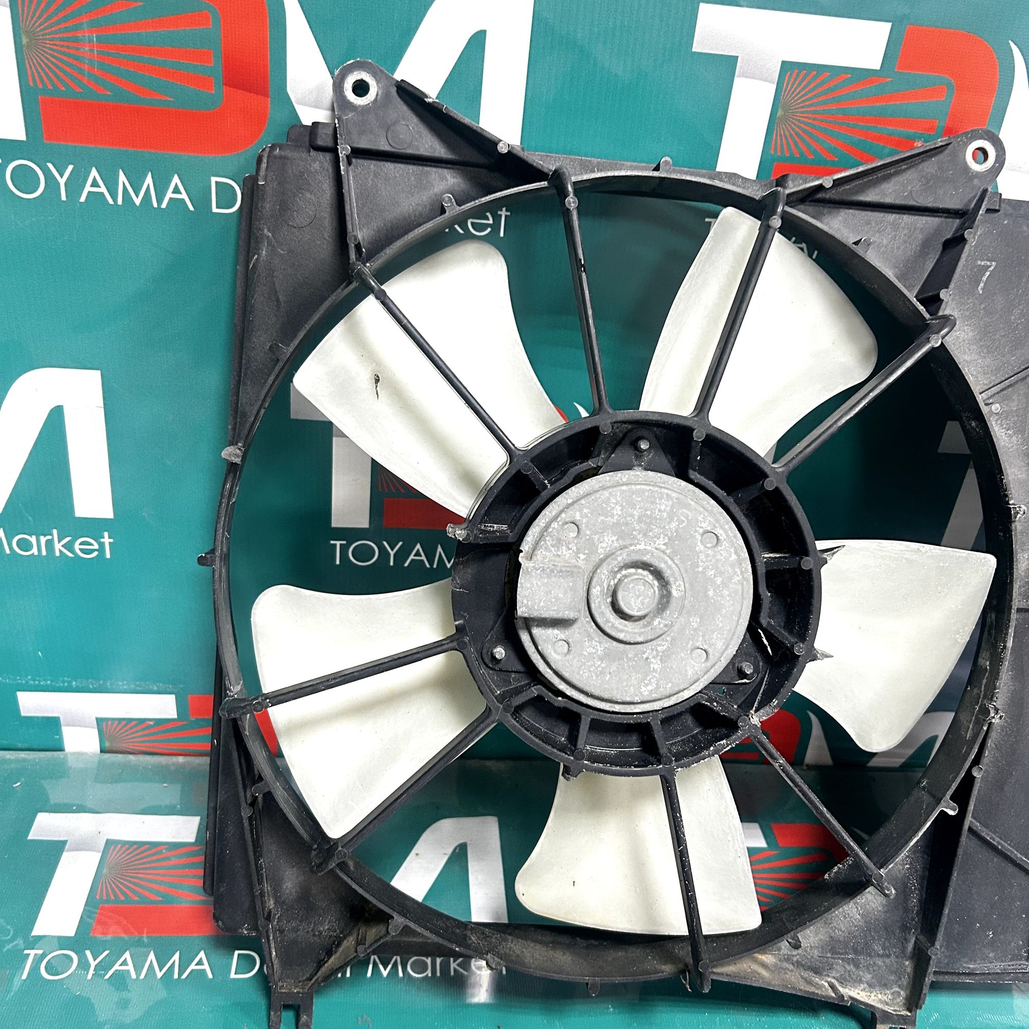https://gcs.partsauto.market/rn-stockpro.appspot.com/thmbs/userImages/f760f11a3c45fd9951772907372c71da/part/1956a6b9-3eae-4d39-8817-693a0be433c9_1748533936111.jpg