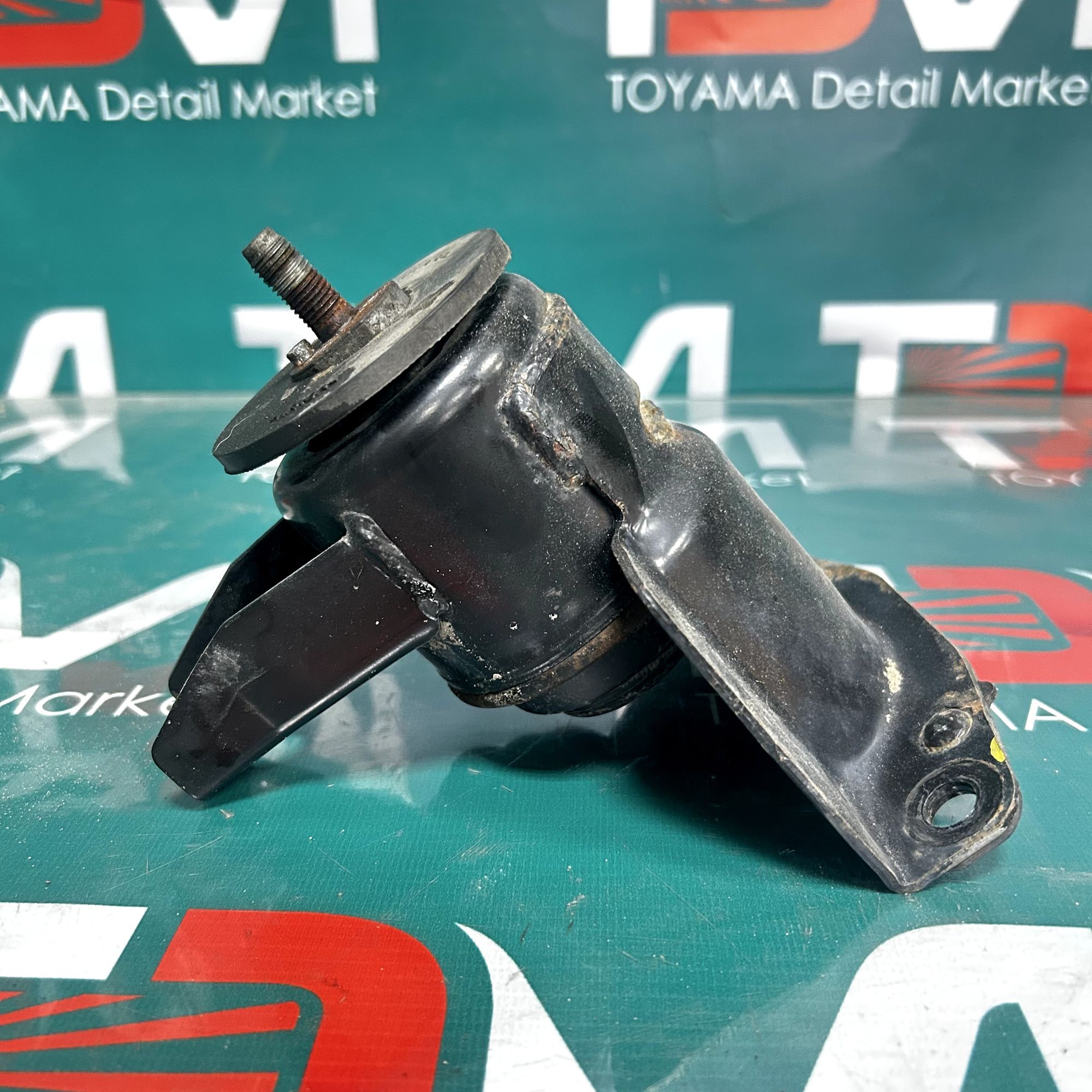 https://gcs.partsauto.market/rn-stockpro.appspot.com/thmbs/userImages/f760f11a3c45fd9951772907372c71da/part/4371604d-a41a-456f-935d-5678d2e5aaf8_1748535126142.jpg