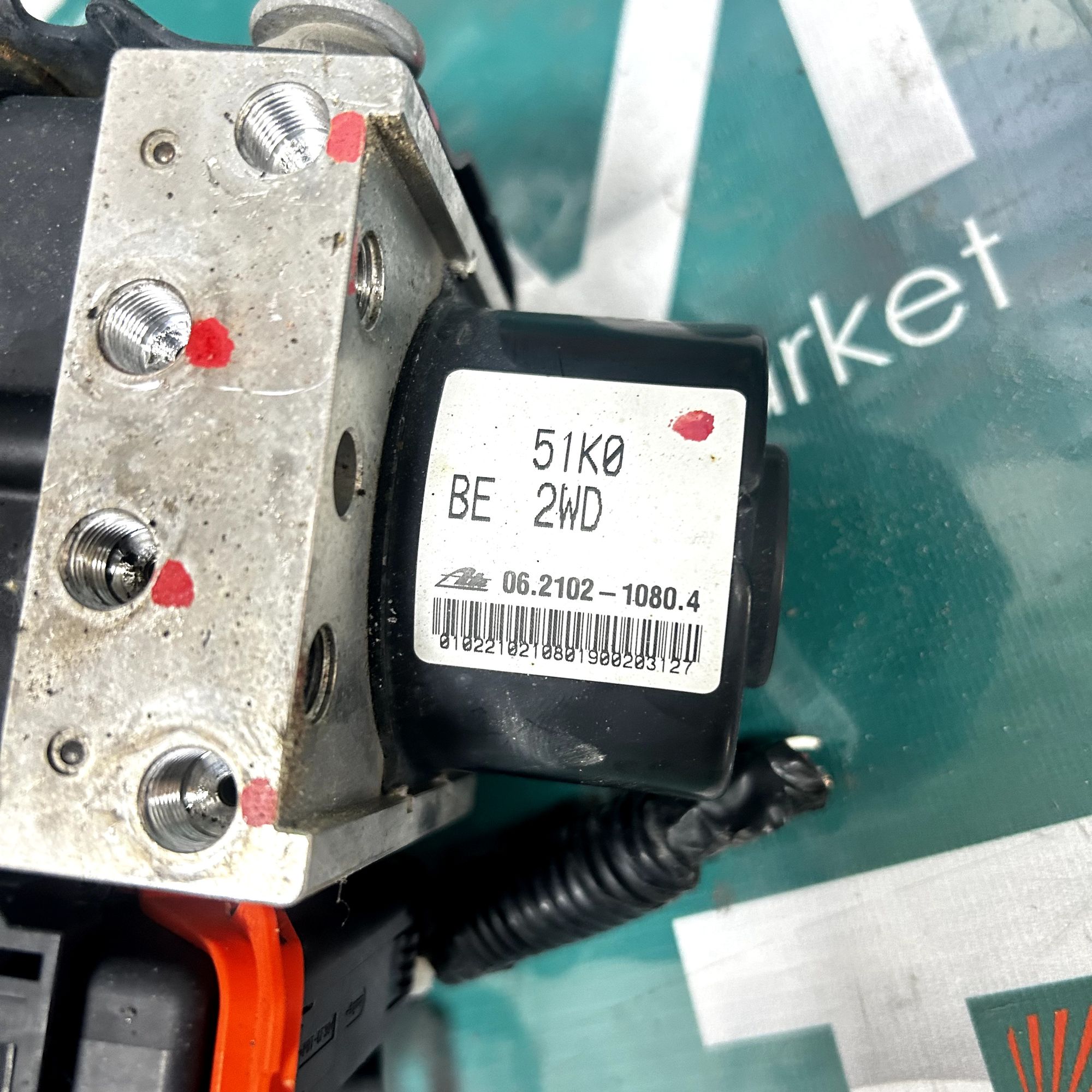https://gcs.partsauto.market/rn-stockpro.appspot.com/thmbs/userImages/f760f11a3c45fd9951772907372c71da/part/62854931-c732-4e90-8145-974dc66a8ec2_1748534476524.jpg