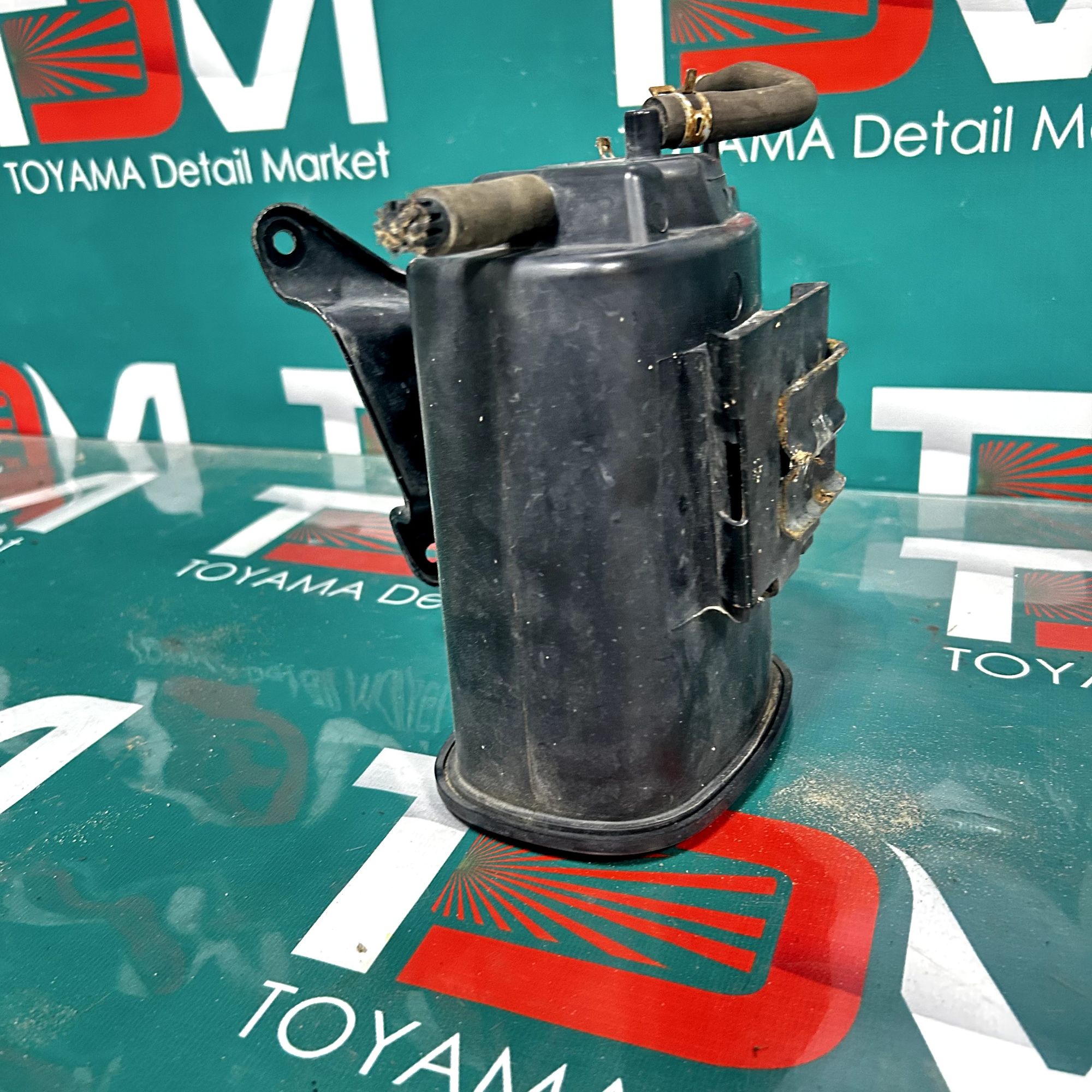 https://gcs.partsauto.market/rn-stockpro.appspot.com/thmbs/userImages/f760f11a3c45fd9951772907372c71da/part/d5ca7ddb-e2d9-4ac5-bec2-32971f231035_1748534655481.jpg