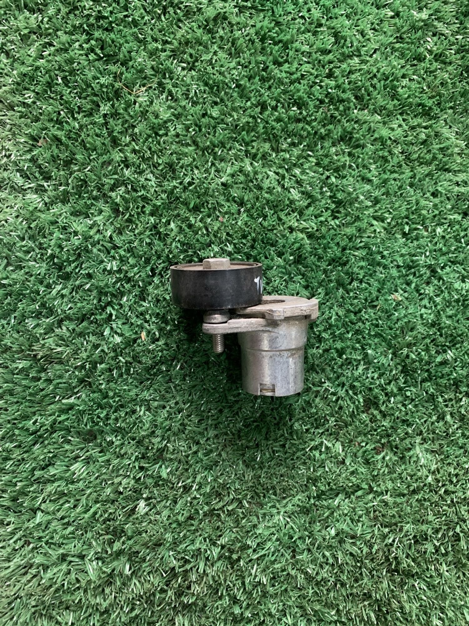 https://gcs.partsauto.market/rn-stockpro.appspot.com/thmbs/userImages/f92b14355489e3b224da6399a17e0798/part/02c54592-b105-42e1-9368-8aca3fd4444f_1749986420753.jpg