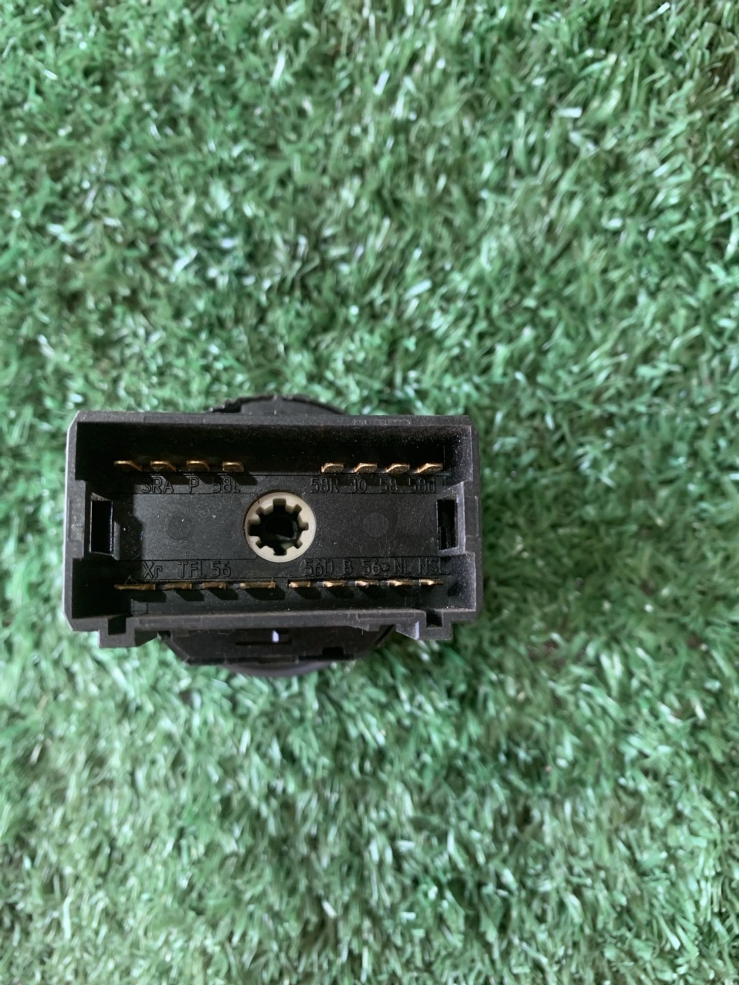 https://gcs.partsauto.market/rn-stockpro.appspot.com/thmbs/userImages/f92b14355489e3b224da6399a17e0798/part/0769ca25-f64c-4189-b60f-cf318fdd5c28_1750414829982.jpg