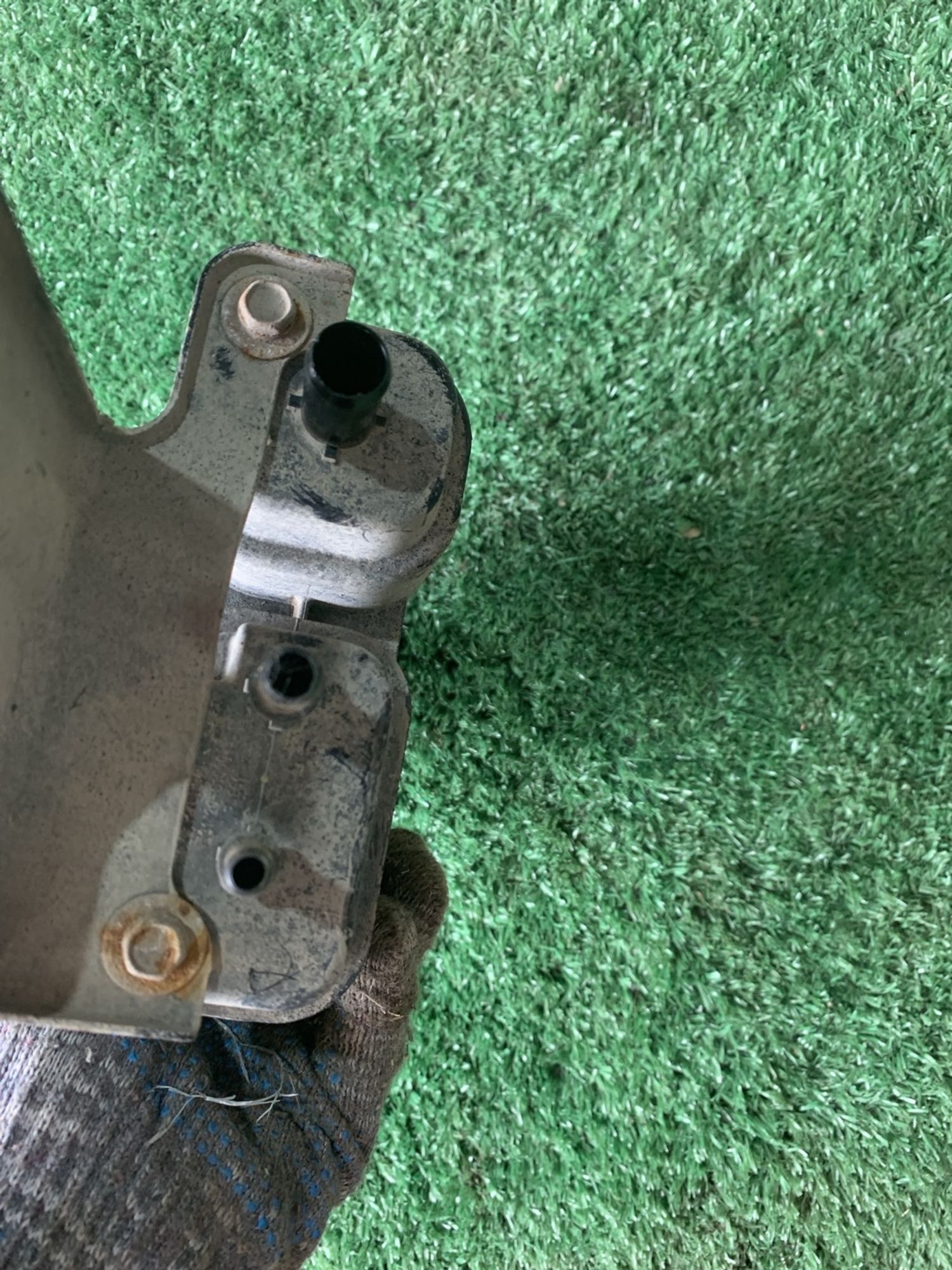 https://gcs.partsauto.market/rn-stockpro.appspot.com/thmbs/userImages/f92b14355489e3b224da6399a17e0798/part/08a8a490-63e6-4dae-86aa-350616642304_1749896398826.jpg