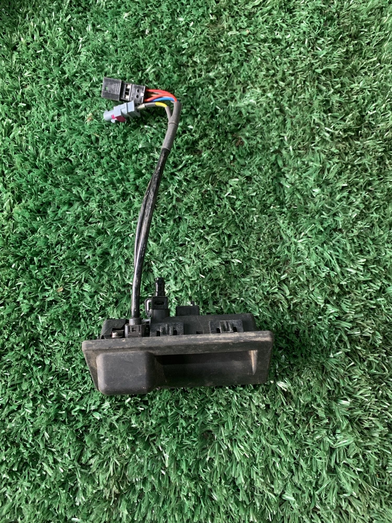 https://gcs.partsauto.market/rn-stockpro.appspot.com/thmbs/userImages/f92b14355489e3b224da6399a17e0798/part/0b090715-92cb-4994-887c-7f4c1a563b32_1749986504284.jpg