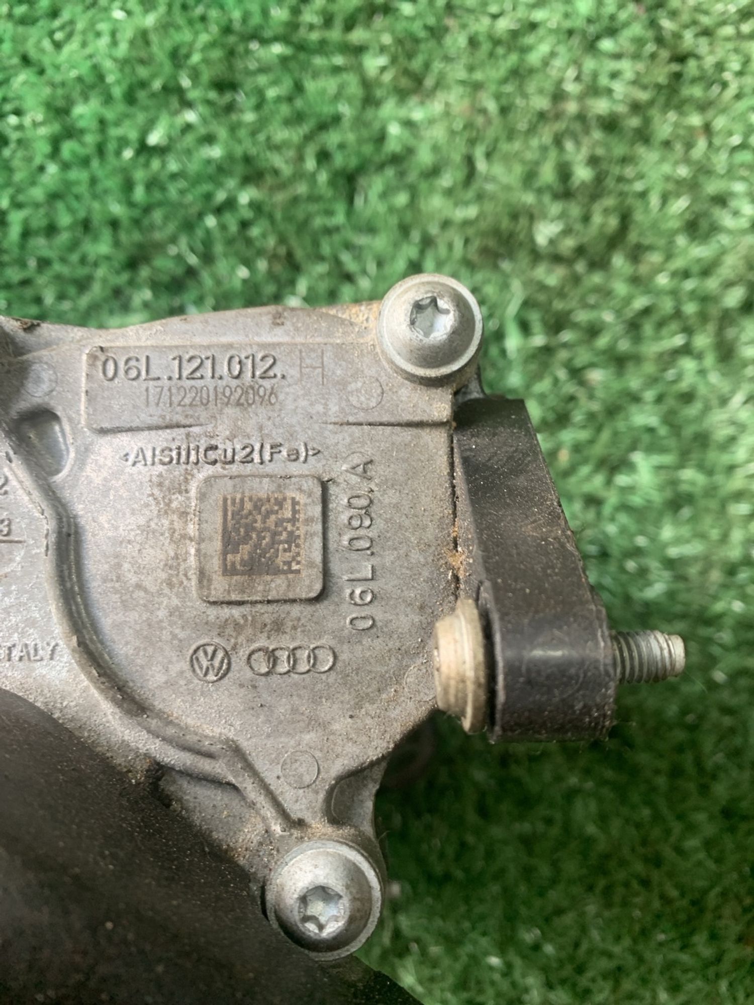 https://gcs.partsauto.market/rn-stockpro.appspot.com/thmbs/userImages/f92b14355489e3b224da6399a17e0798/part/1a2d8578-db6b-49fd-85a7-198e7001cb08_1749818081588.jpg