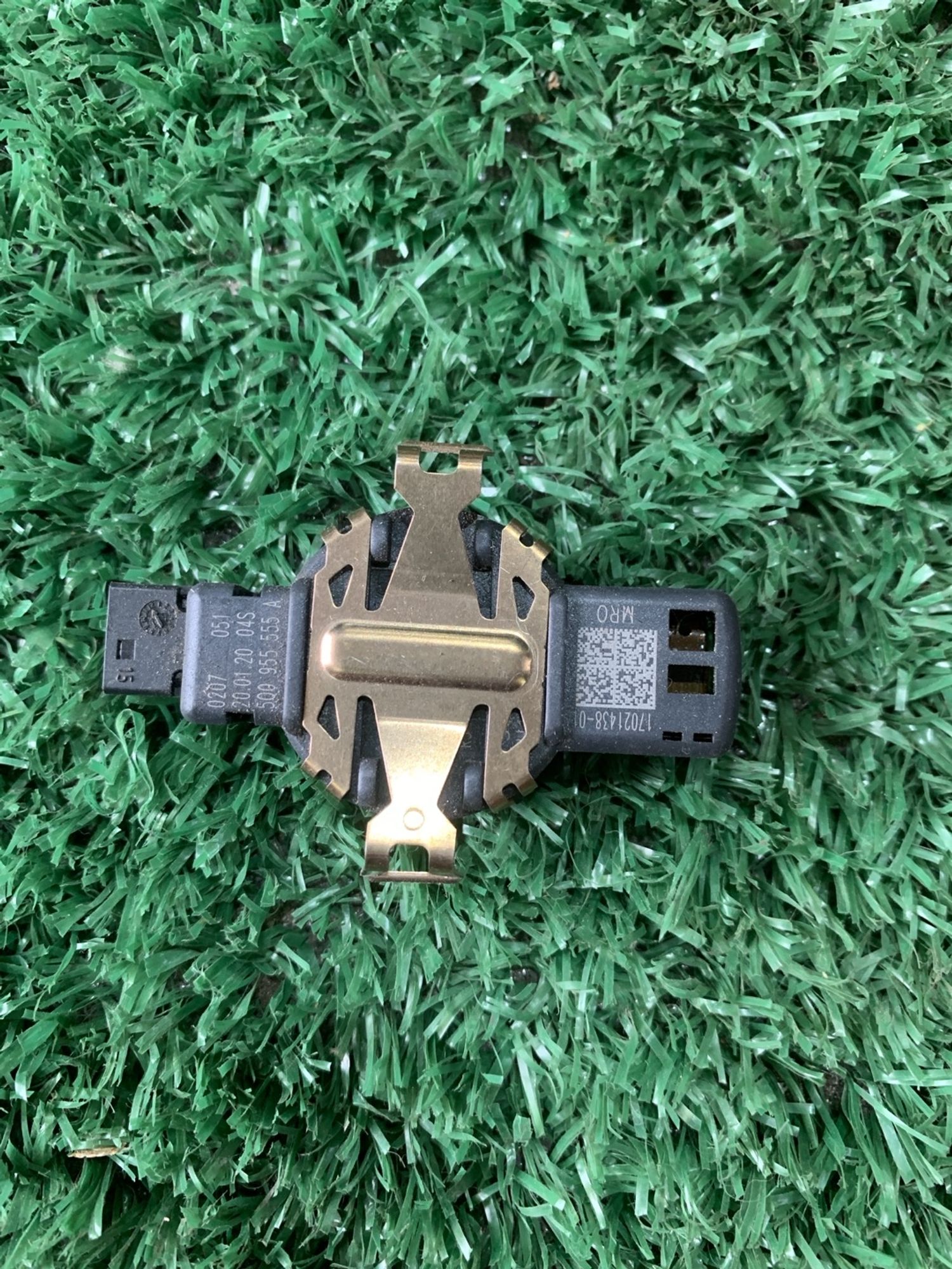https://gcs.partsauto.market/rn-stockpro.appspot.com/thmbs/userImages/f92b14355489e3b224da6399a17e0798/part/1b71d756-dfe9-4daa-b779-7b7f61e78a09_1749984944220.jpg