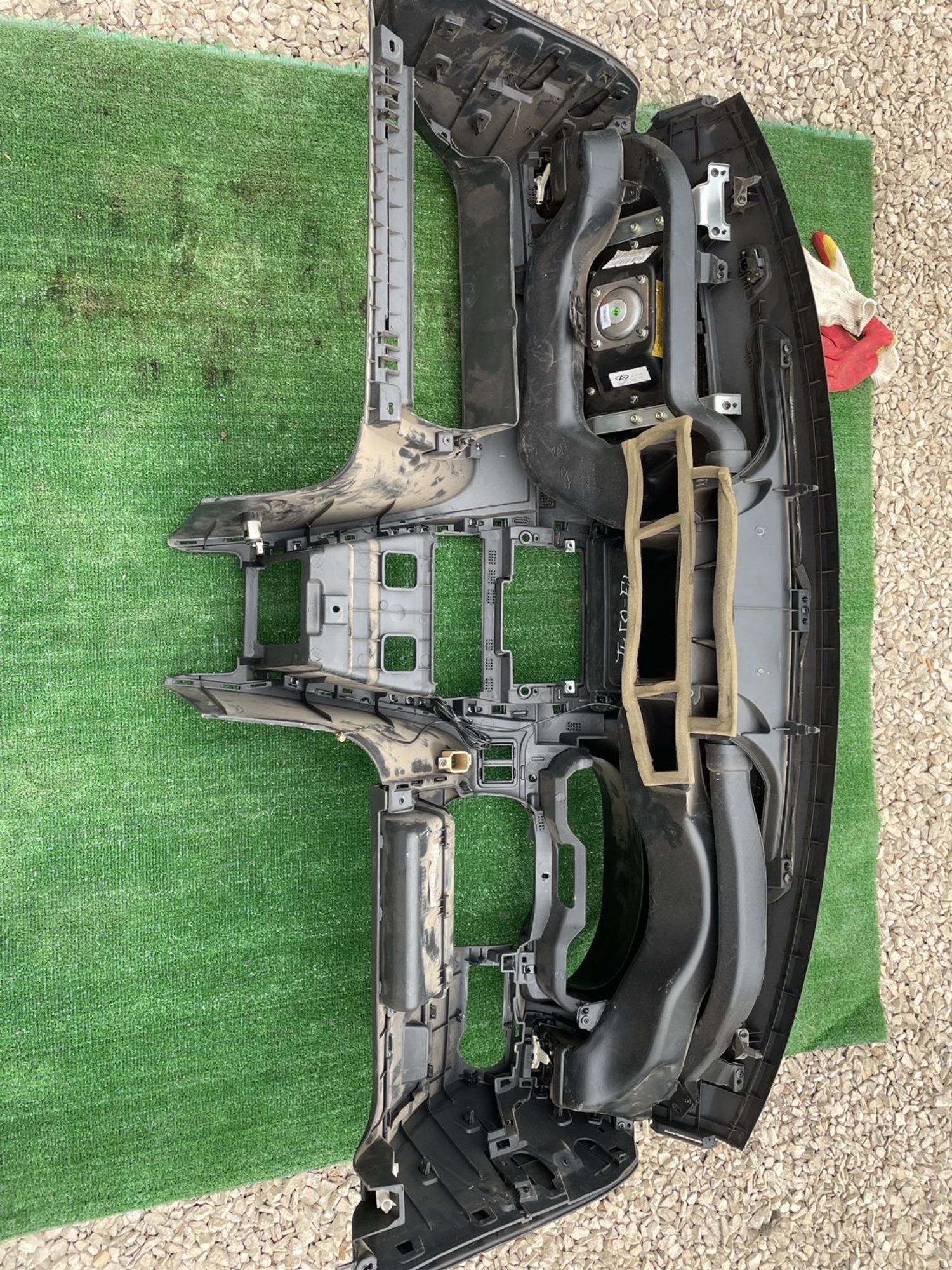 https://gcs.partsauto.market/rn-stockpro.appspot.com/thmbs/userImages/f92b14355489e3b224da6399a17e0798/part/1bf7665f-e10f-4fb6-b571-daddd66c6d6e_1746613507412.jpg