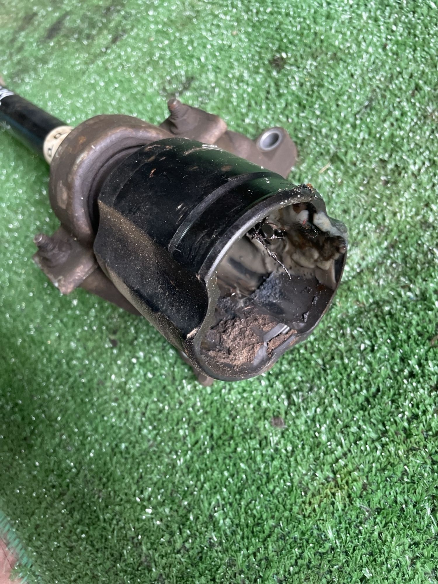 https://gcs.partsauto.market/rn-stockpro.appspot.com/thmbs/userImages/f92b14355489e3b224da6399a17e0798/part/1c27f43c-bb16-4cfe-9055-3f8eb28b1469_1746606034281.jpg