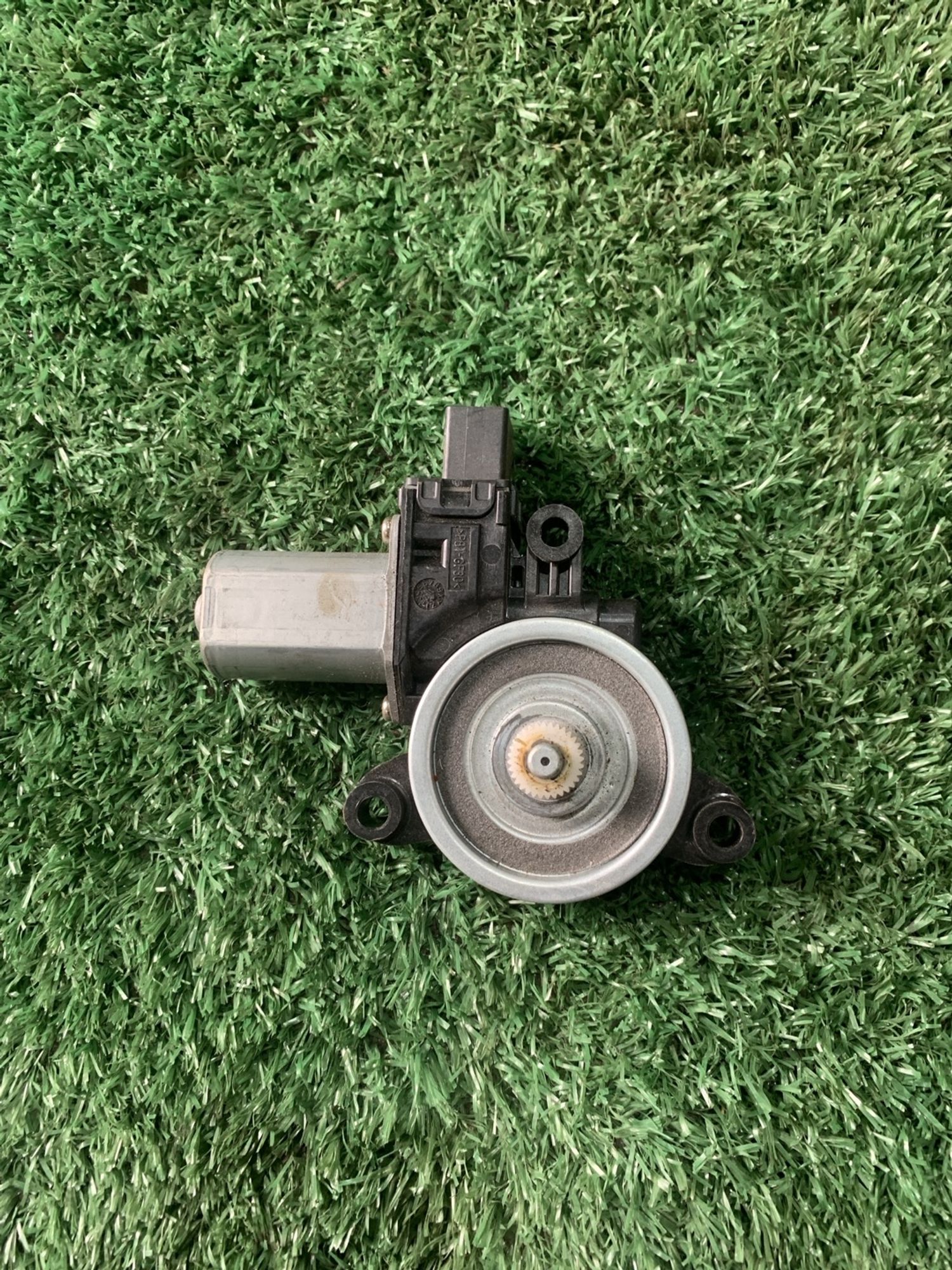 https://gcs.partsauto.market/rn-stockpro.appspot.com/thmbs/userImages/f92b14355489e3b224da6399a17e0798/part/1d19a721-552b-4ee0-8c4d-9a52c378c91f_1750495166365.jpg