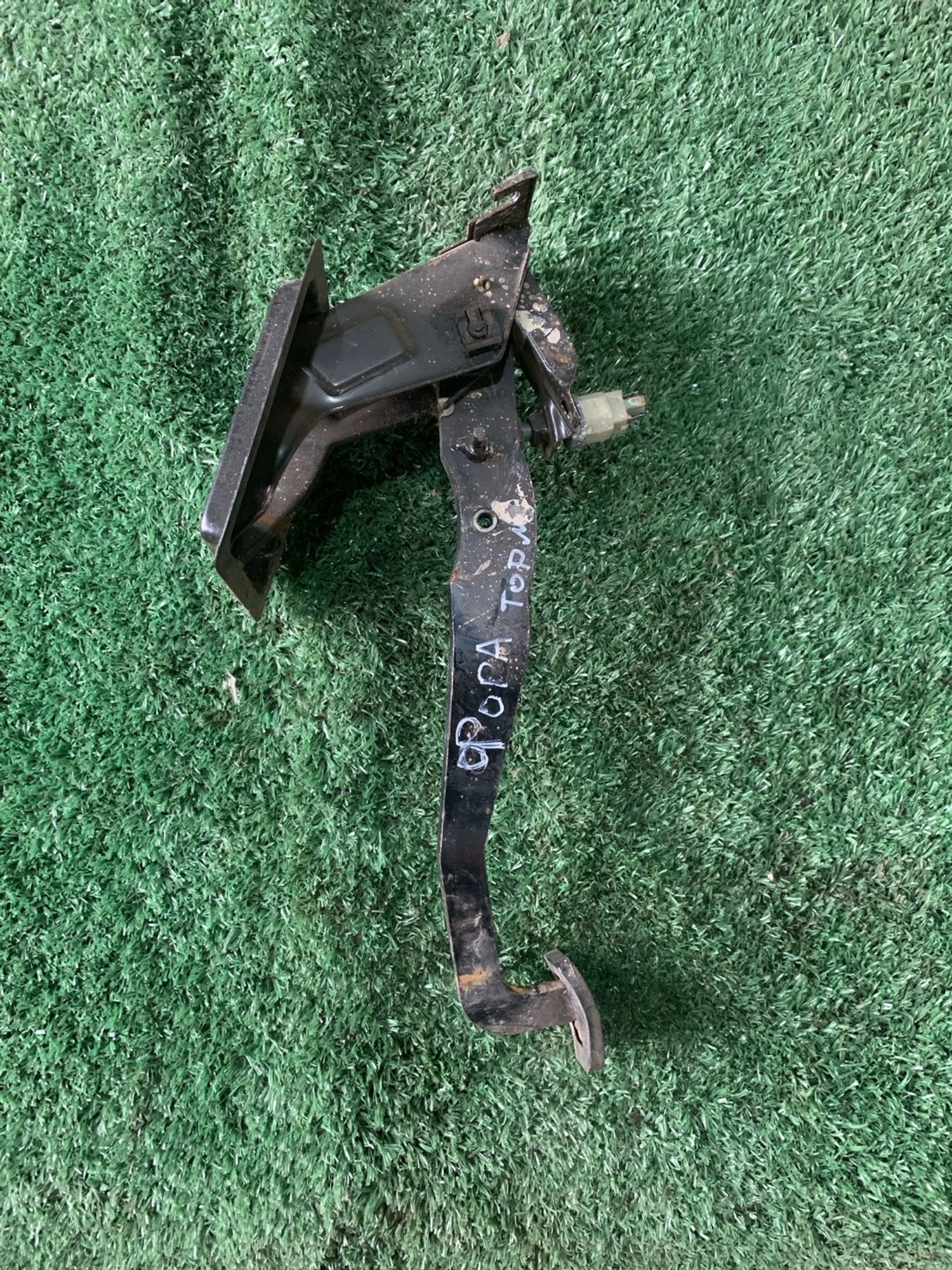 https://gcs.partsauto.market/rn-stockpro.appspot.com/thmbs/userImages/f92b14355489e3b224da6399a17e0798/part/20e975b6-6120-4ed7-b477-00dd457f2d7b_1749723976220.jpg