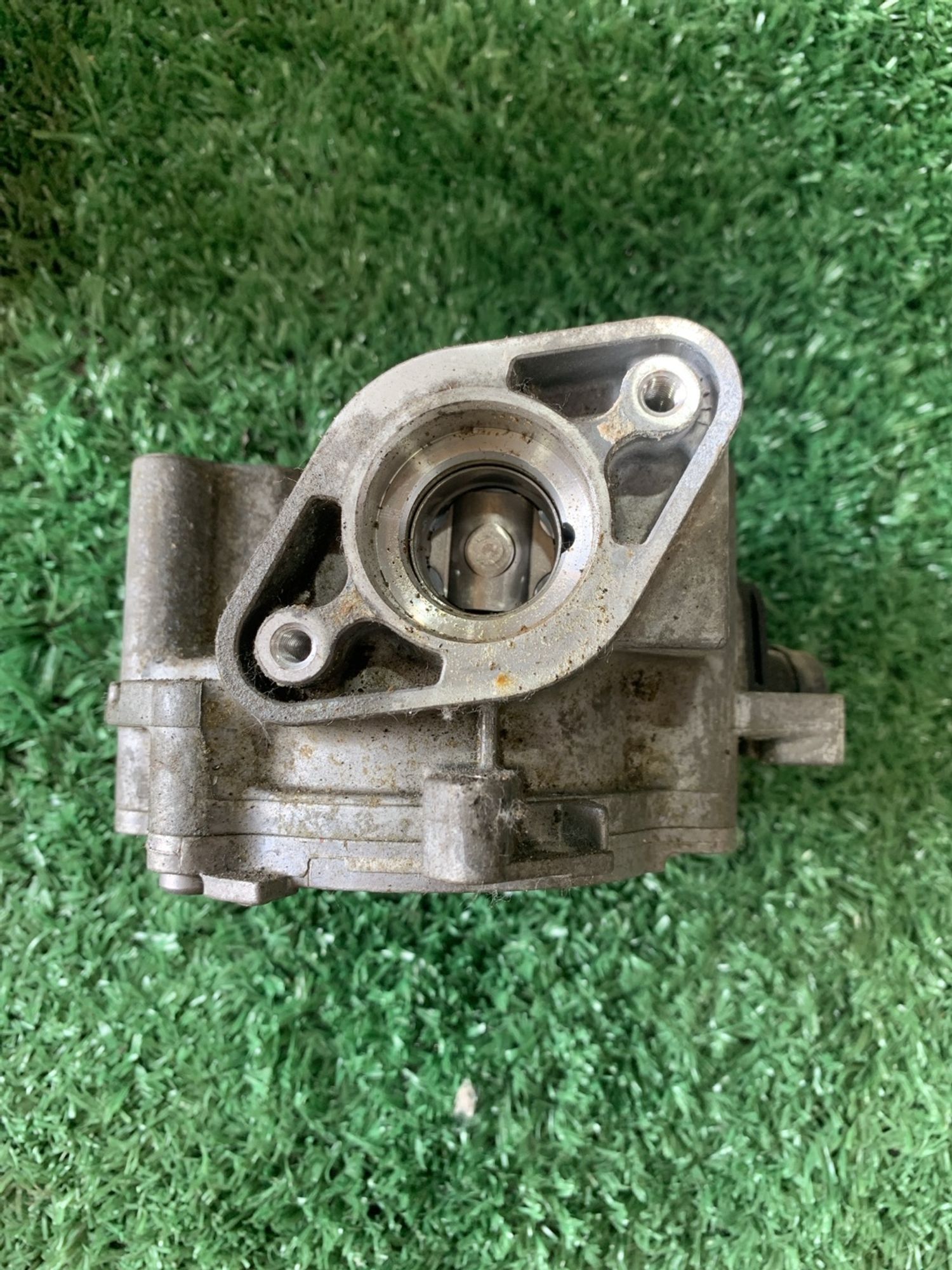https://gcs.partsauto.market/rn-stockpro.appspot.com/thmbs/userImages/f92b14355489e3b224da6399a17e0798/part/222afbe9-8aab-441d-a429-90cae6f8364d_1749646155305.jpg