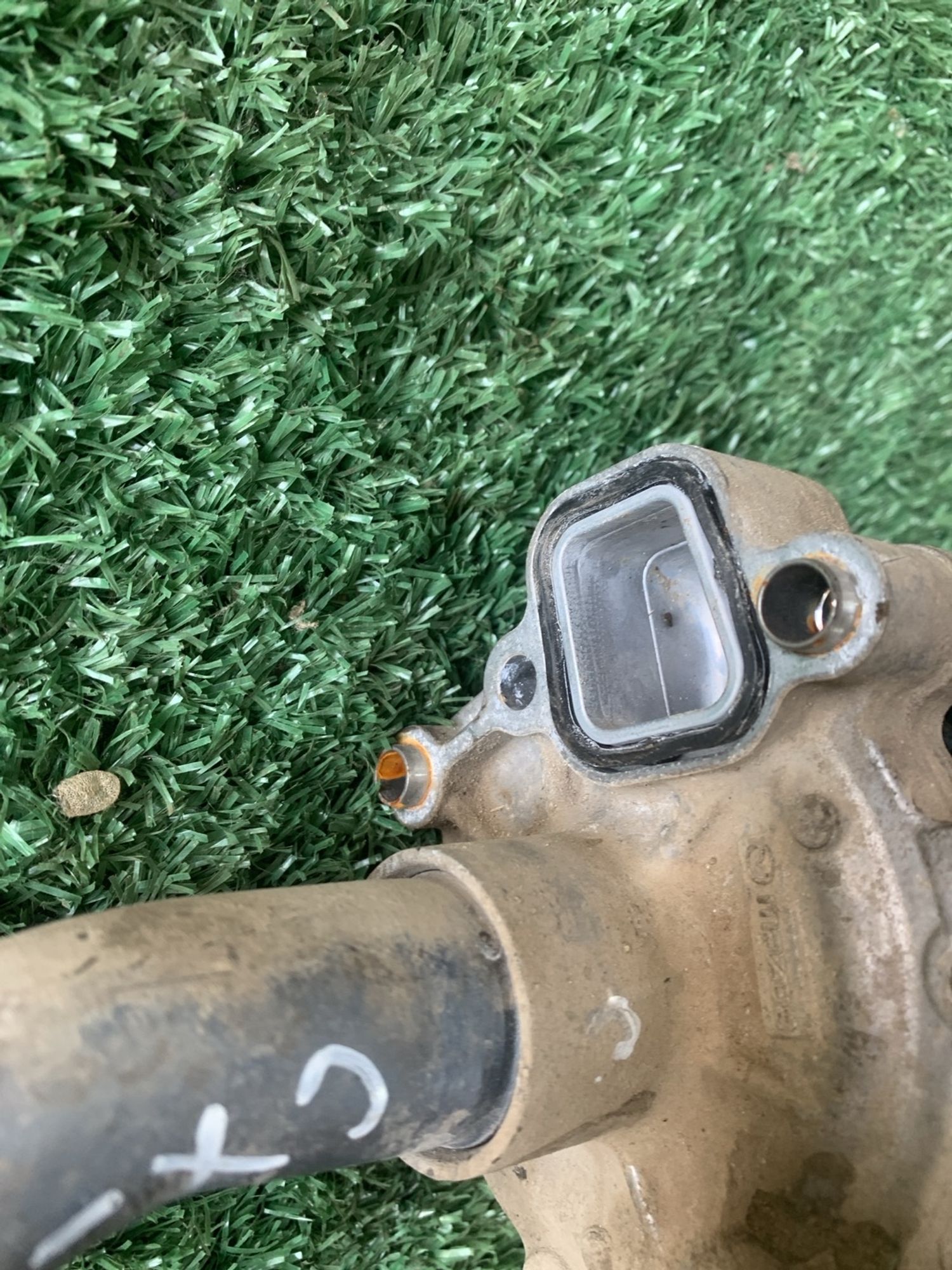 https://gcs.partsauto.market/rn-stockpro.appspot.com/thmbs/userImages/f92b14355489e3b224da6399a17e0798/part/228c2458-99a8-4f05-864e-436be552a273_1749818848737.jpg