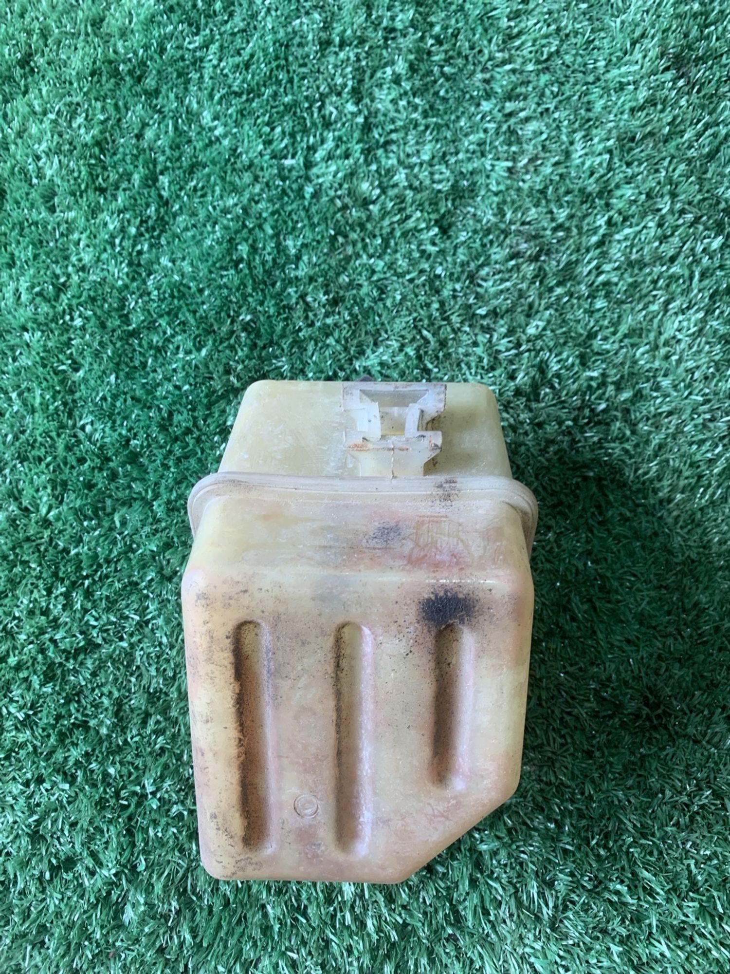 https://gcs.partsauto.market/rn-stockpro.appspot.com/thmbs/userImages/f92b14355489e3b224da6399a17e0798/part/23147ffe-f335-4935-b6fc-ae97692bdf73_1750406025288.jpg