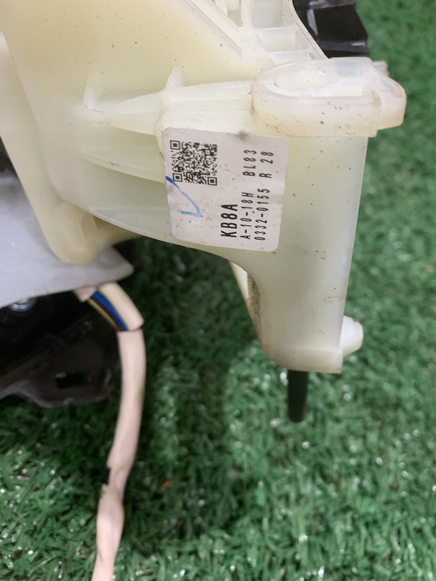 https://gcs.partsauto.market/rn-stockpro.appspot.com/thmbs/userImages/f92b14355489e3b224da6399a17e0798/part/2468218d-e17c-4dbe-8fab-75657357fe37_1749042335681.jpg