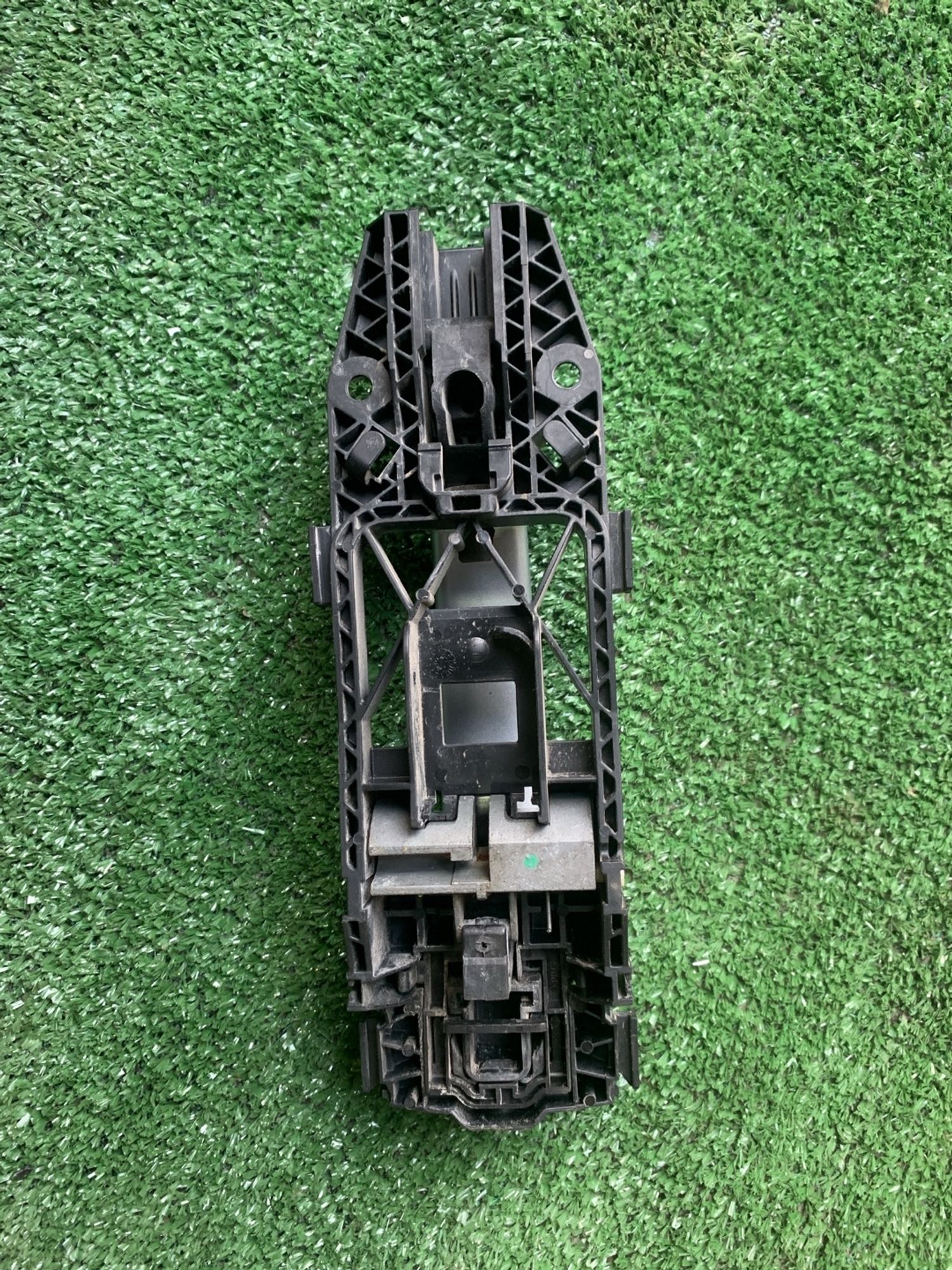 https://gcs.partsauto.market/rn-stockpro.appspot.com/thmbs/userImages/f92b14355489e3b224da6399a17e0798/part/265c8a9d-4839-4850-818b-9af52dfabe50_1747487092728.jpg