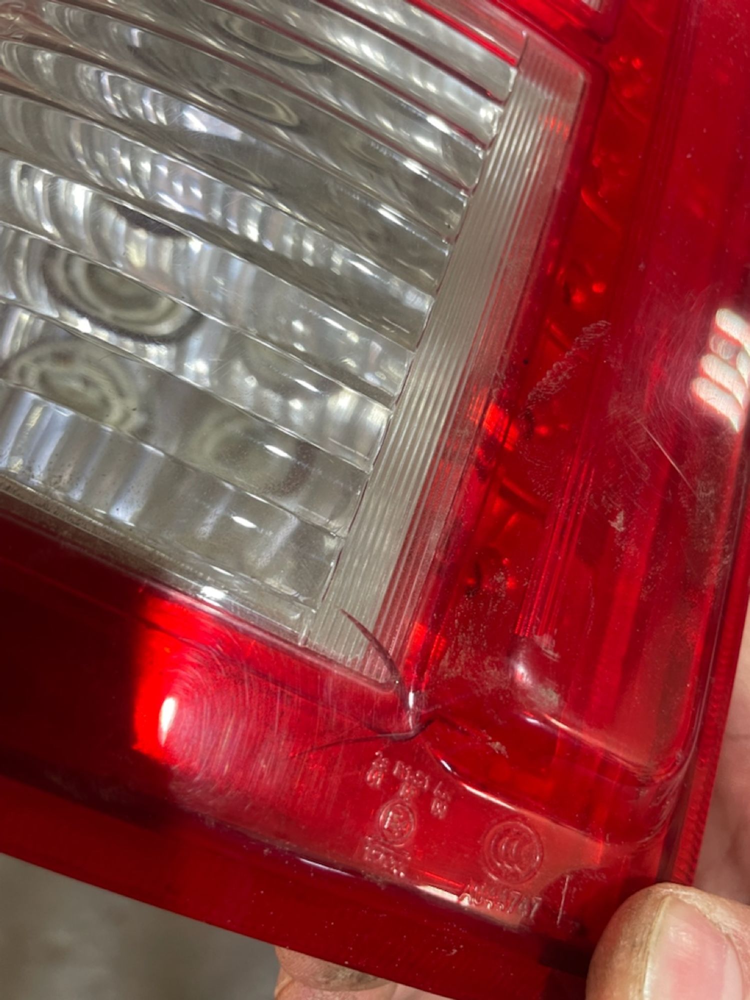 https://gcs.partsauto.market/rn-stockpro.appspot.com/thmbs/userImages/f92b14355489e3b224da6399a17e0798/part/29837afe-8118-4344-8cf9-24c1b6e4bfa3_1746989747819.jpg