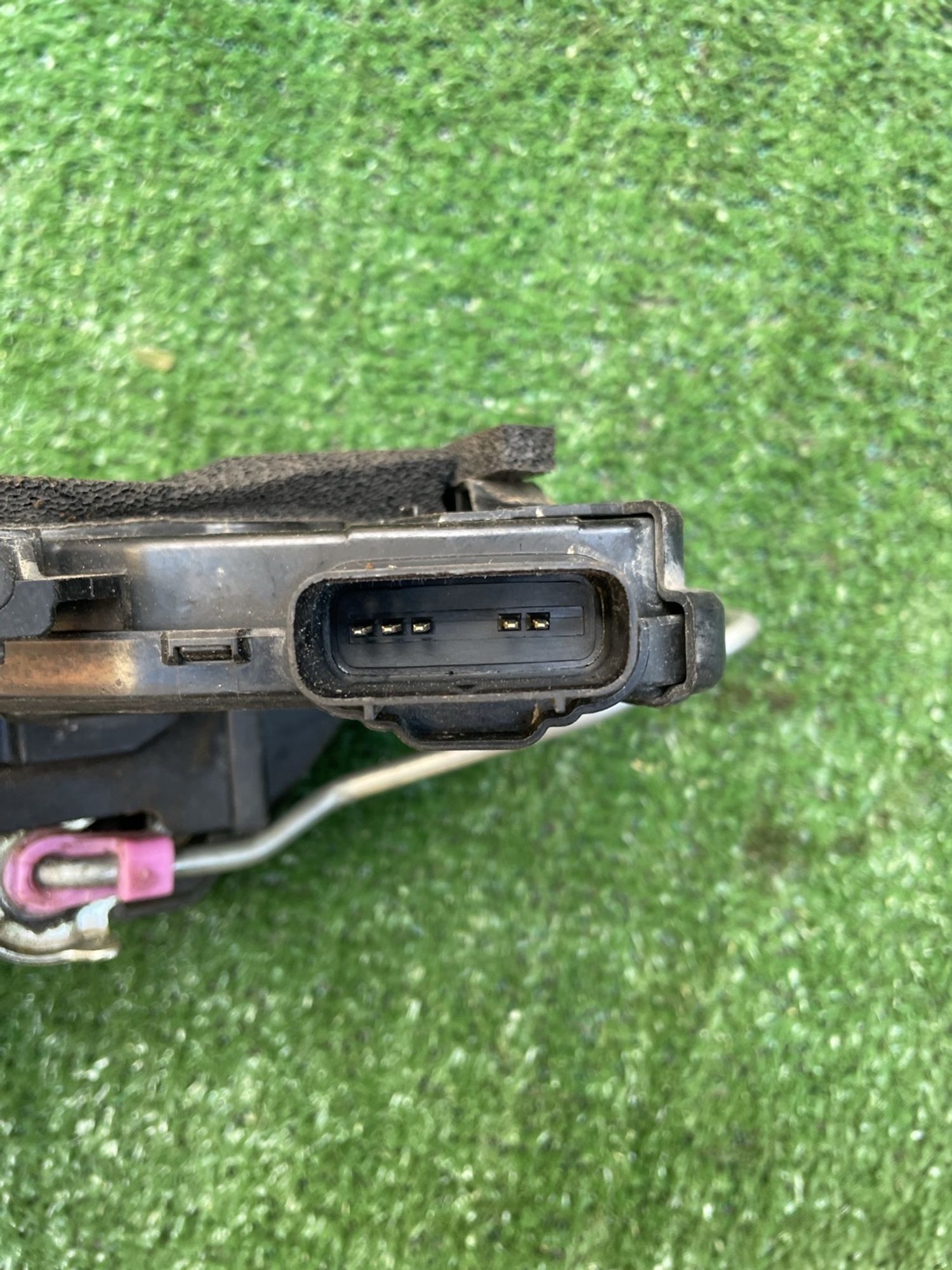 https://gcs.partsauto.market/rn-stockpro.appspot.com/thmbs/userImages/f92b14355489e3b224da6399a17e0798/part/29c7f492-2ade-4e3a-bb14-21dba3a8e7de_1747318558036.jpg