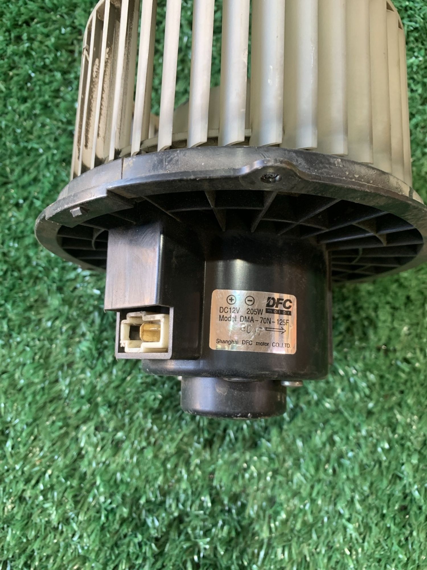 https://gcs.partsauto.market/rn-stockpro.appspot.com/thmbs/userImages/f92b14355489e3b224da6399a17e0798/part/2c748745-d827-497d-ac99-6e2cd5242190_1748937815790.jpg