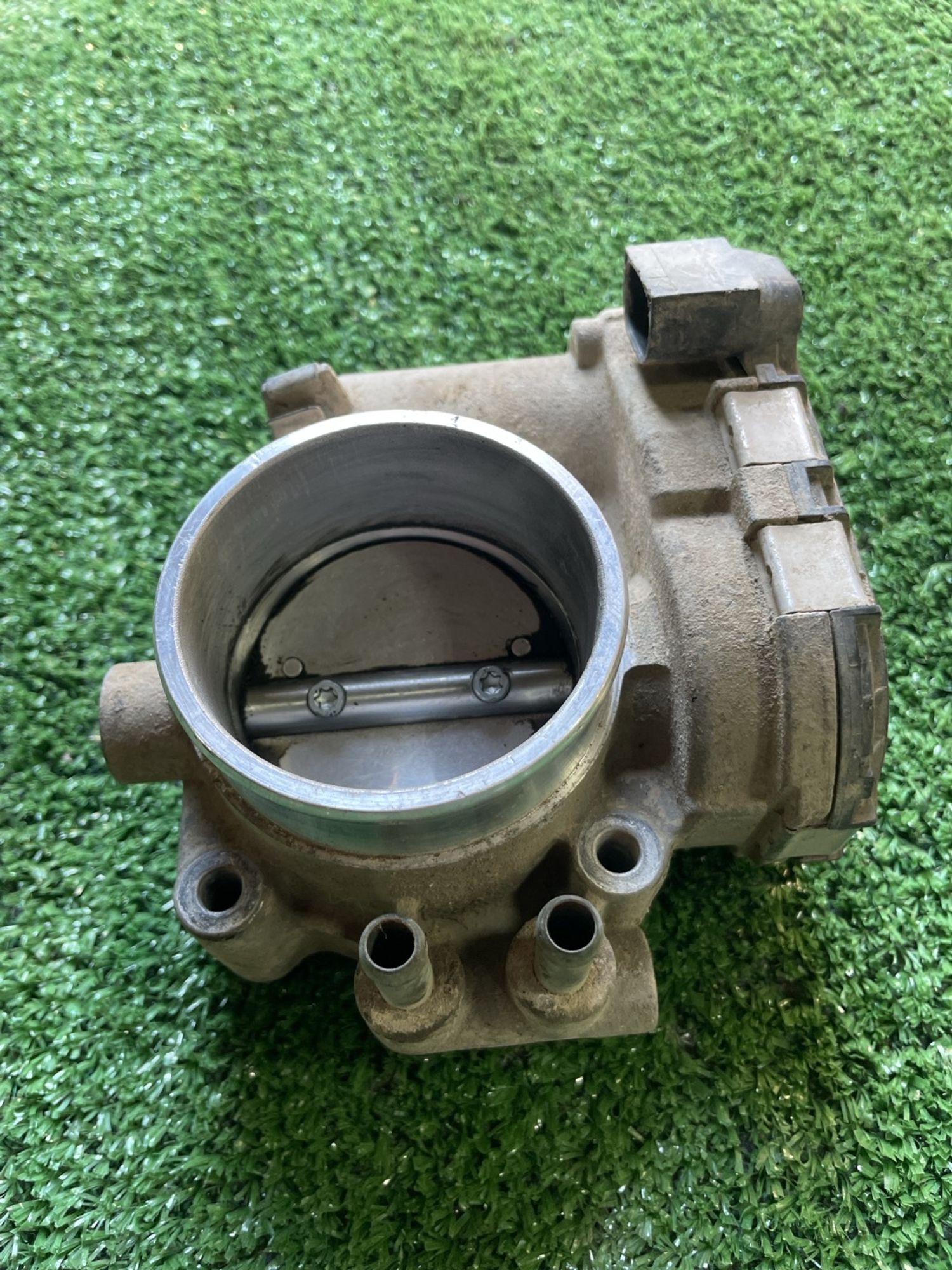 https://gcs.partsauto.market/rn-stockpro.appspot.com/thmbs/userImages/f92b14355489e3b224da6399a17e0798/part/2c9c04fa-3daf-4123-91e3-fd155ca6b9b8_1746886801408.jpg