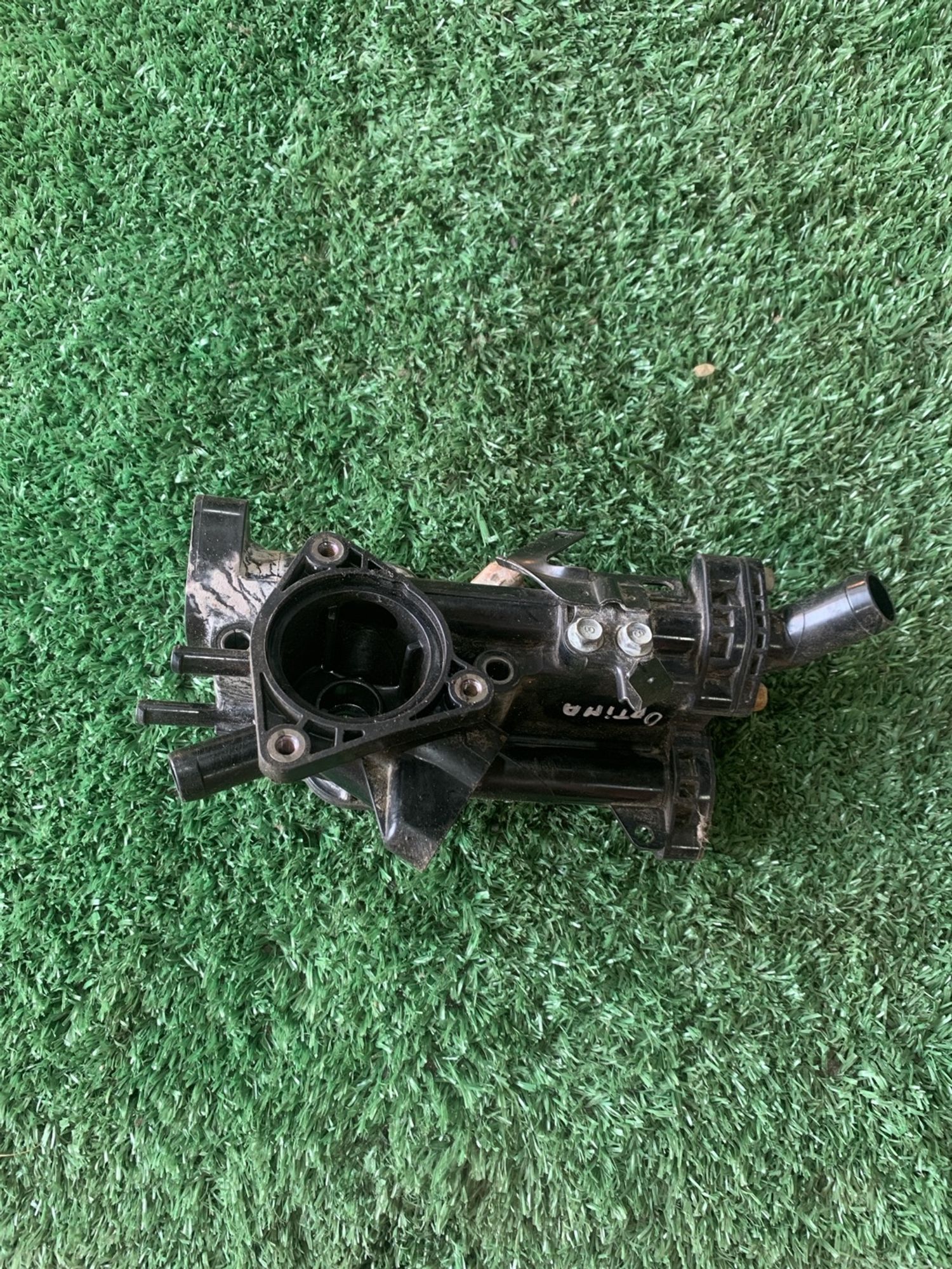 https://gcs.partsauto.market/rn-stockpro.appspot.com/thmbs/userImages/f92b14355489e3b224da6399a17e0798/part/323e9f4c-e243-42f8-aefc-38f560d8a41d_1749818340093.jpg
